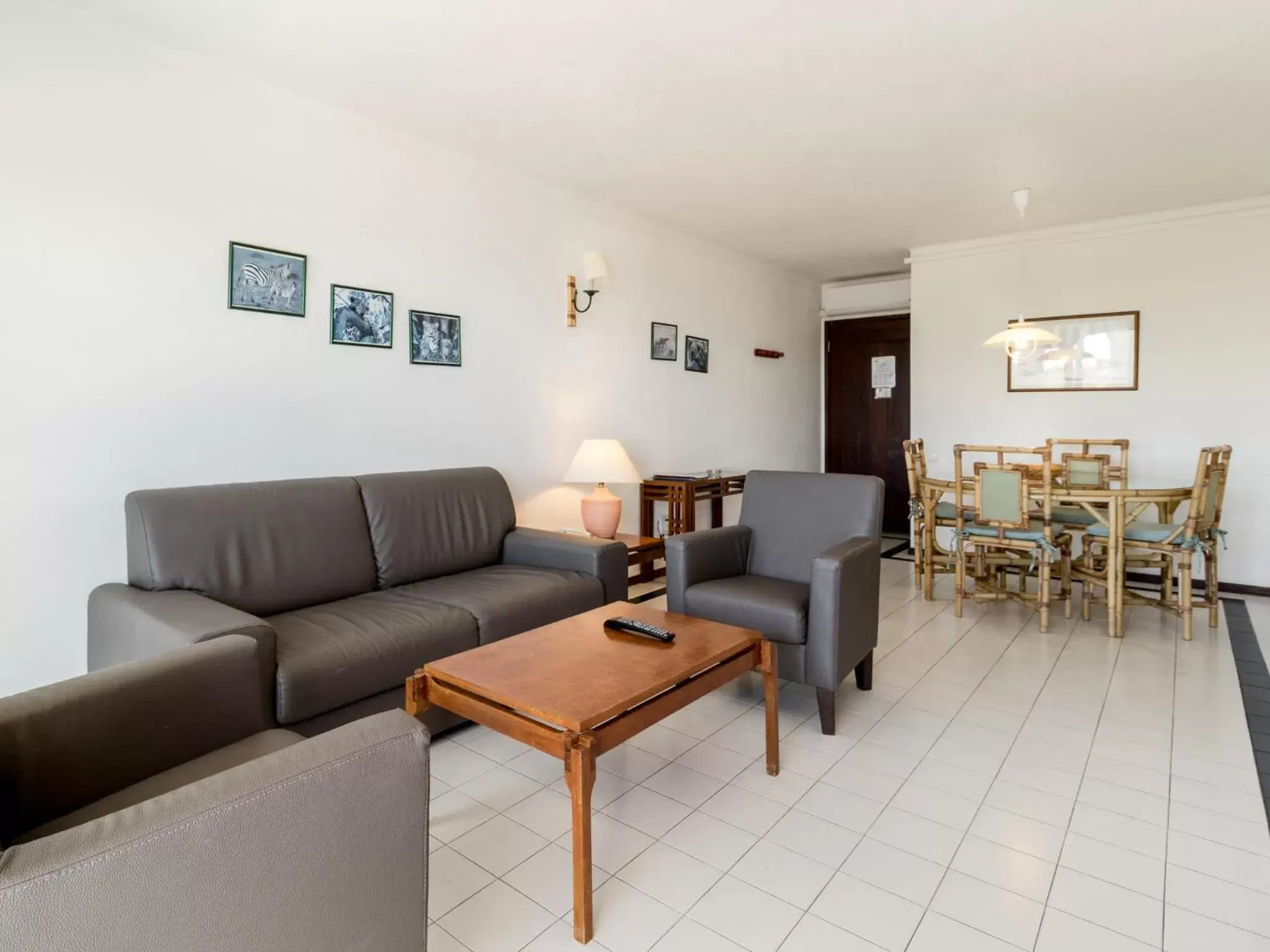 Living room, Seating Area in Apartamentos Do Parque