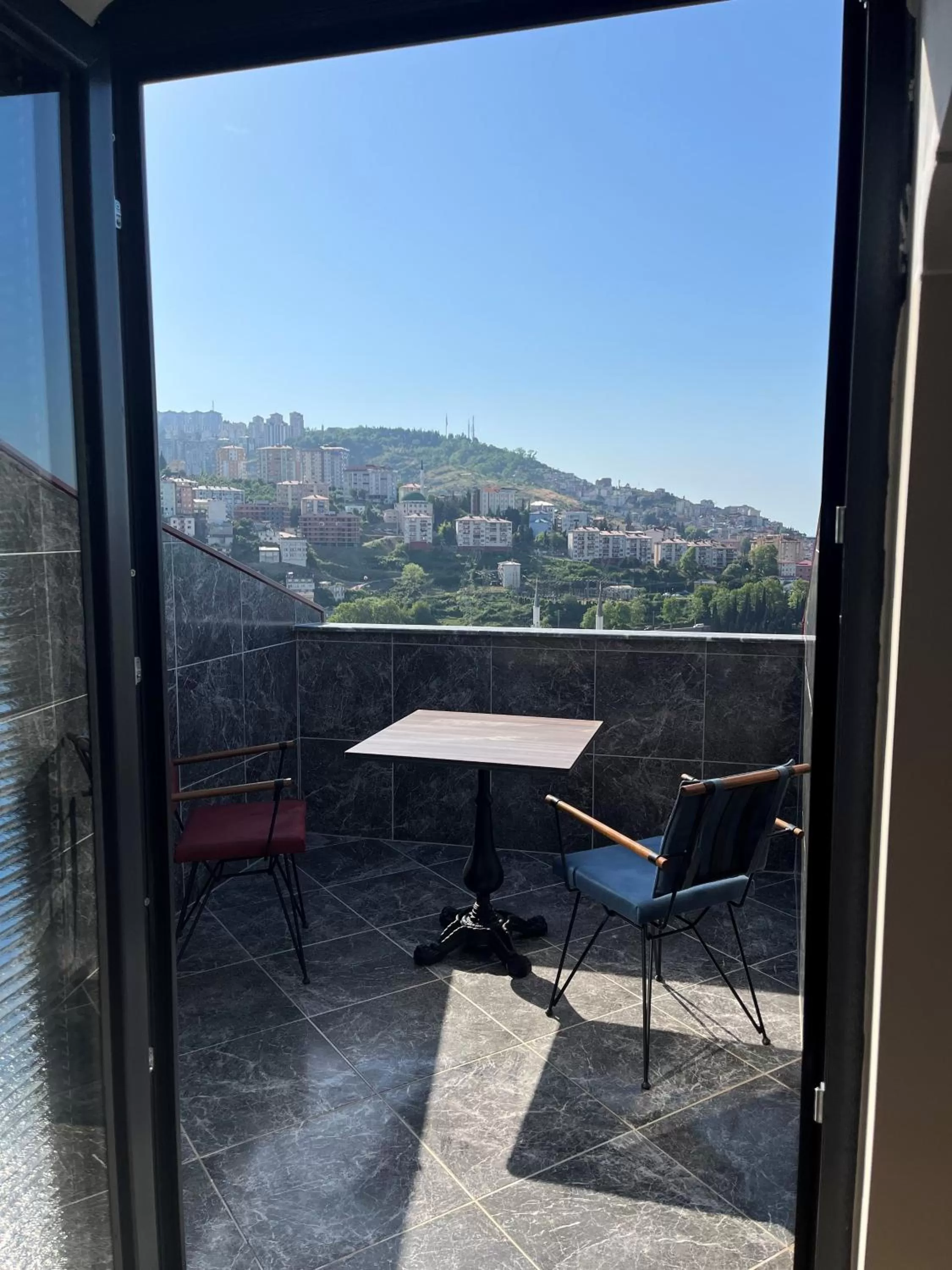Balcony/Terrace in White House Apart