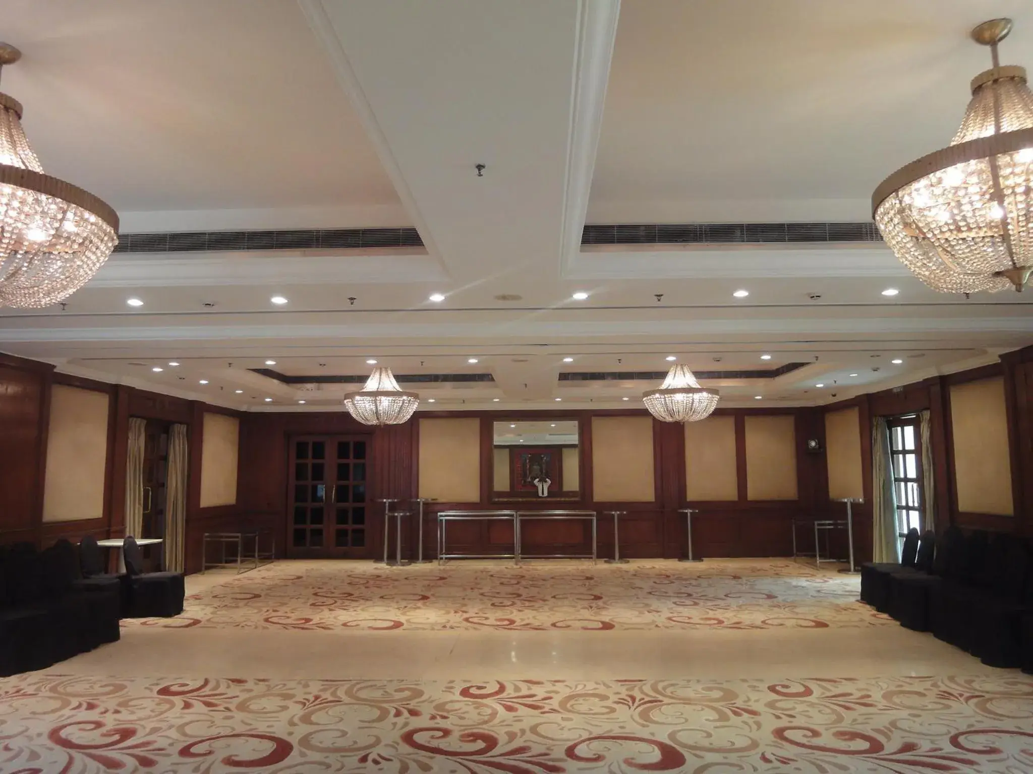 Banquet/Function facilities in Radisson Hotel Varanasi