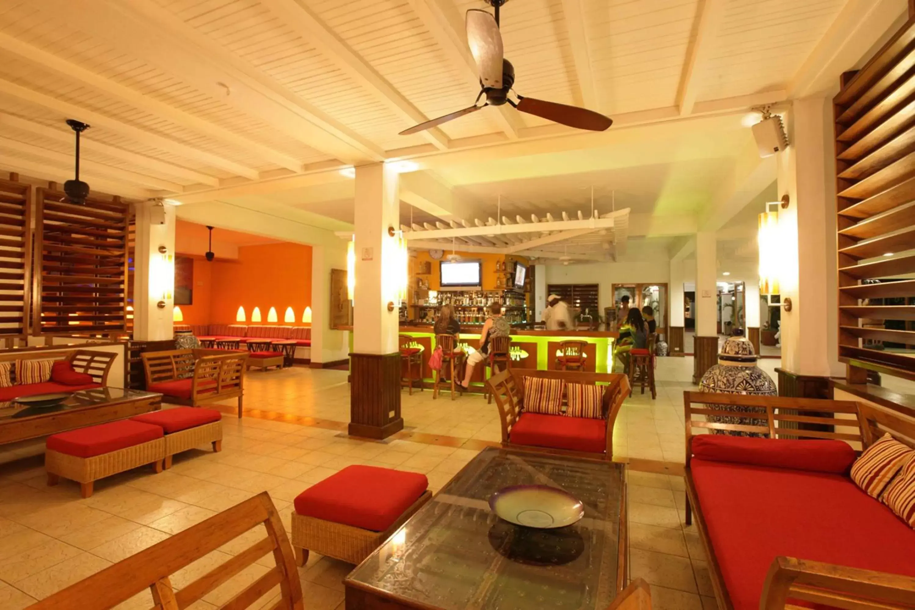 Coffee/tea facilities, Restaurant/Places to Eat in Royal Decameron Montego Beach Resort - ALL INCLUSIVE