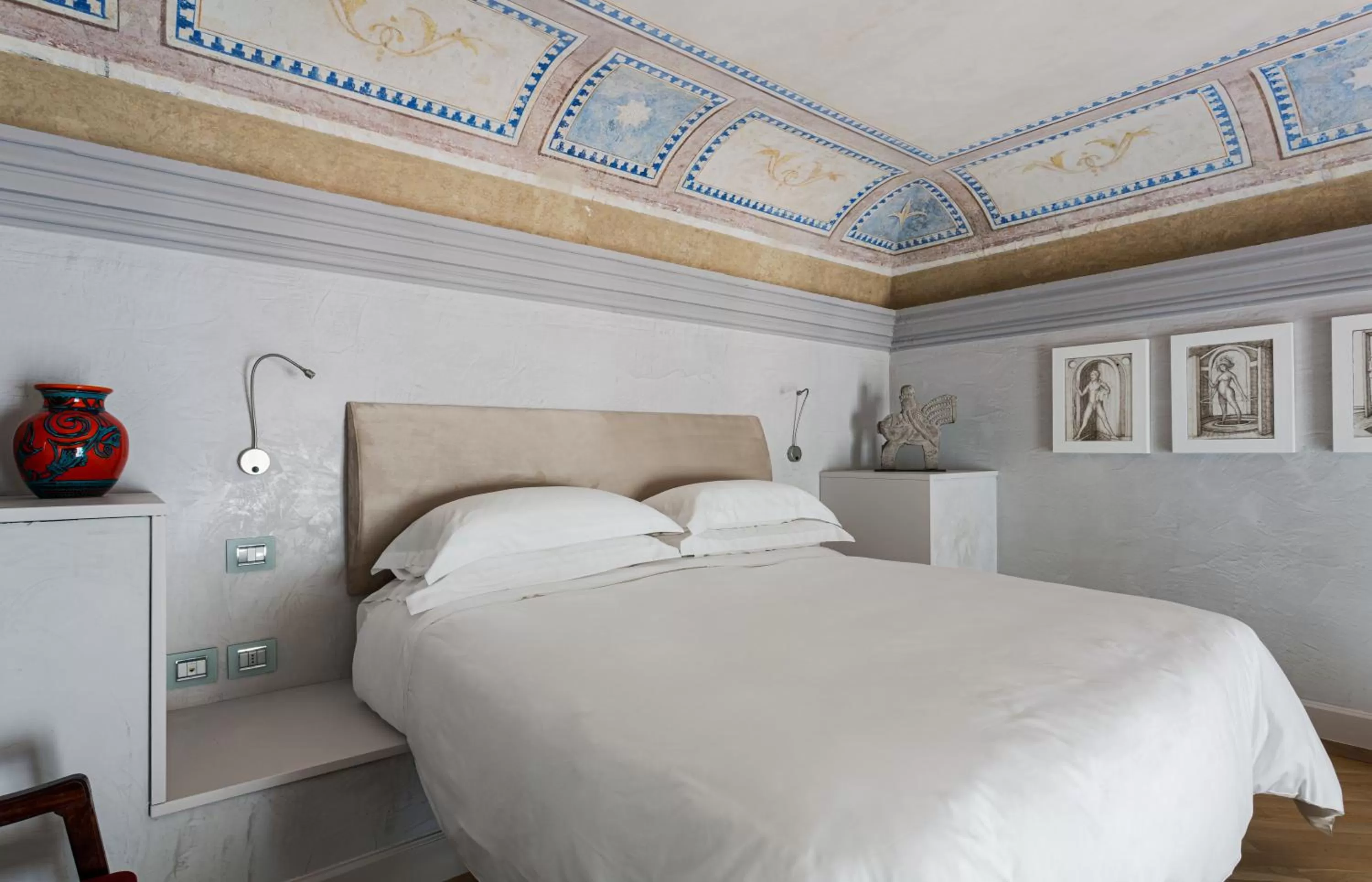 Bed in Galleria Vik Milano - Townhouse Galleria - Small Luxury Hotels of the World