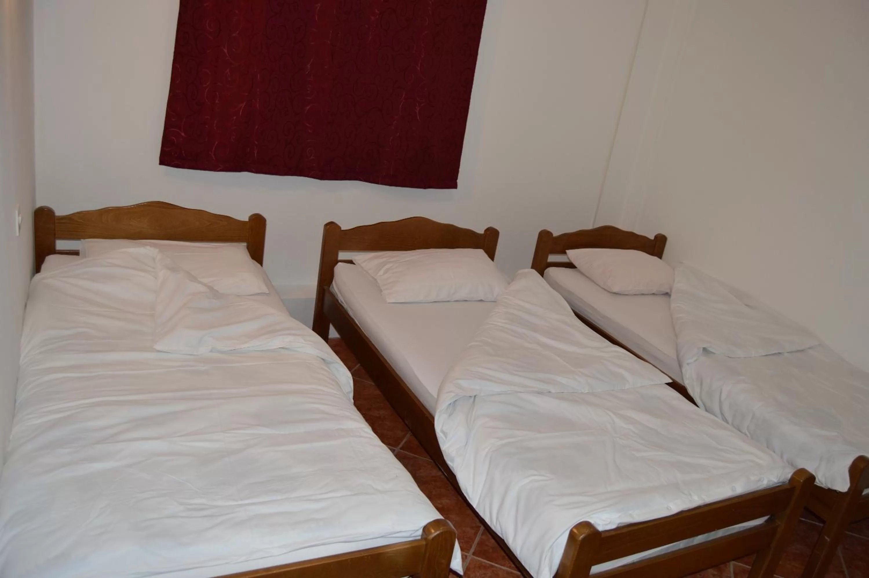 Photo of the whole room, Bed in Pansion Modana Medjugorje