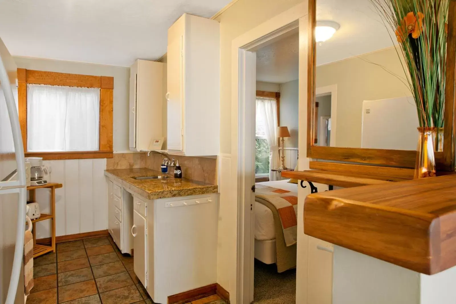 Bathroom in Agate Beach Motel