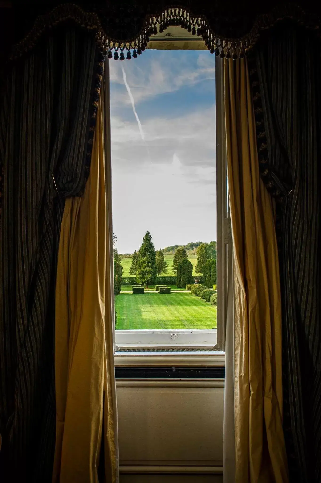 Photo of the whole room in Château de Courcelles