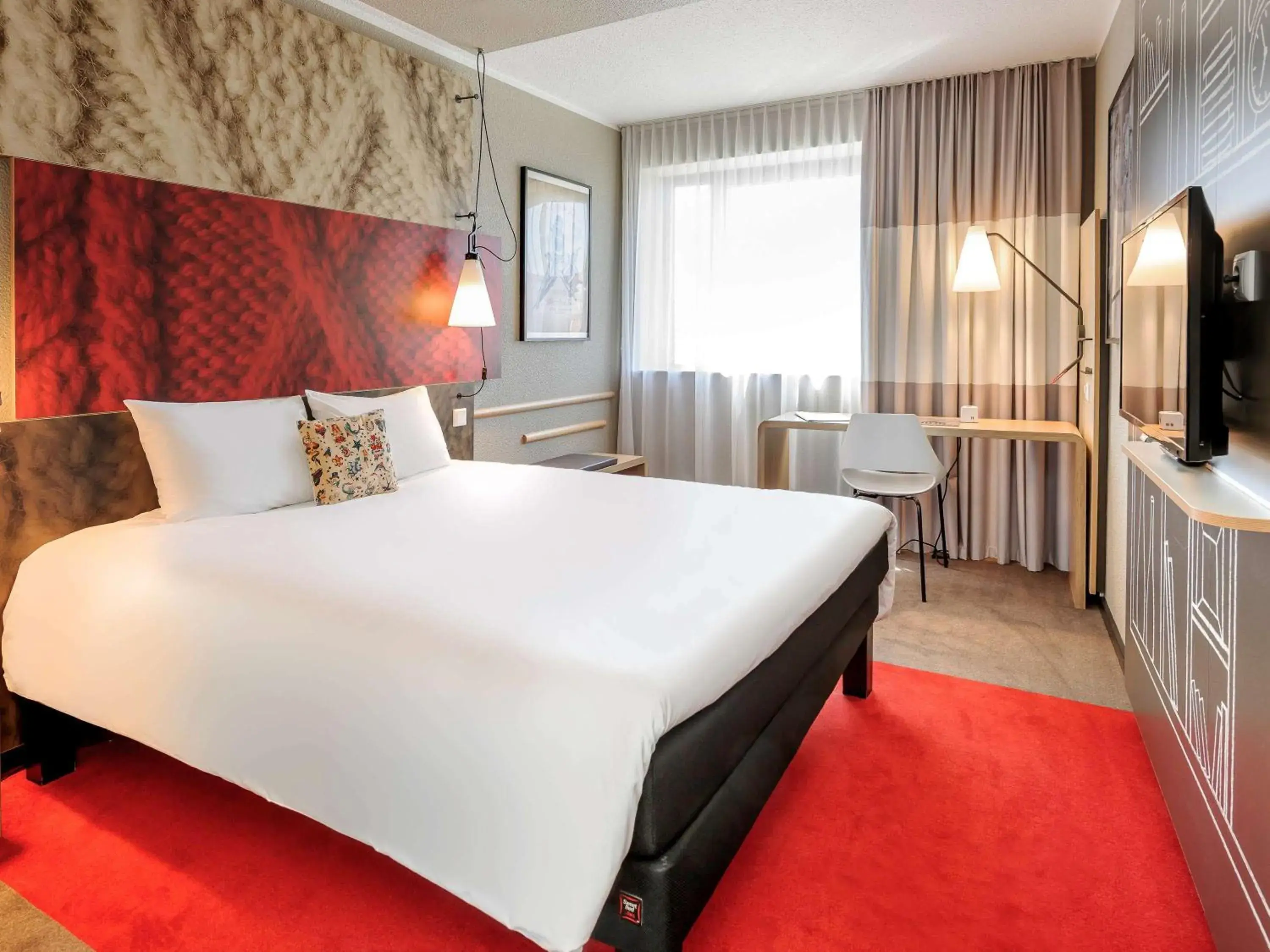 Photo of the whole room, Bed in ibis Nürnberg City am Plärrer Photo of the whole room, Bed in ibis Nürnberg City am Plärrer