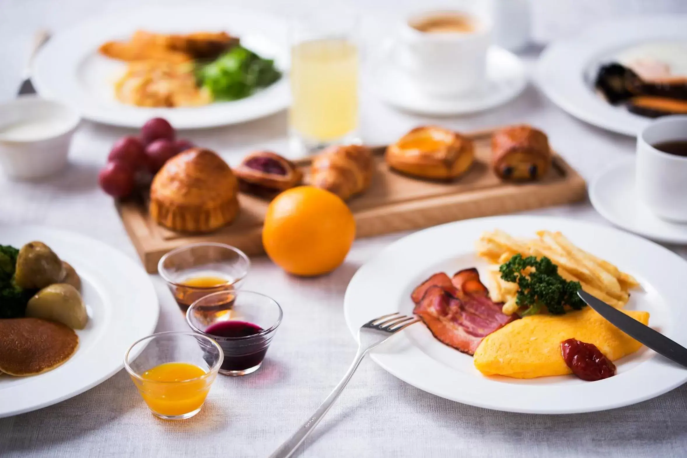 Food, Breakfast in Hotel Metropolitan Edmont Tokyo