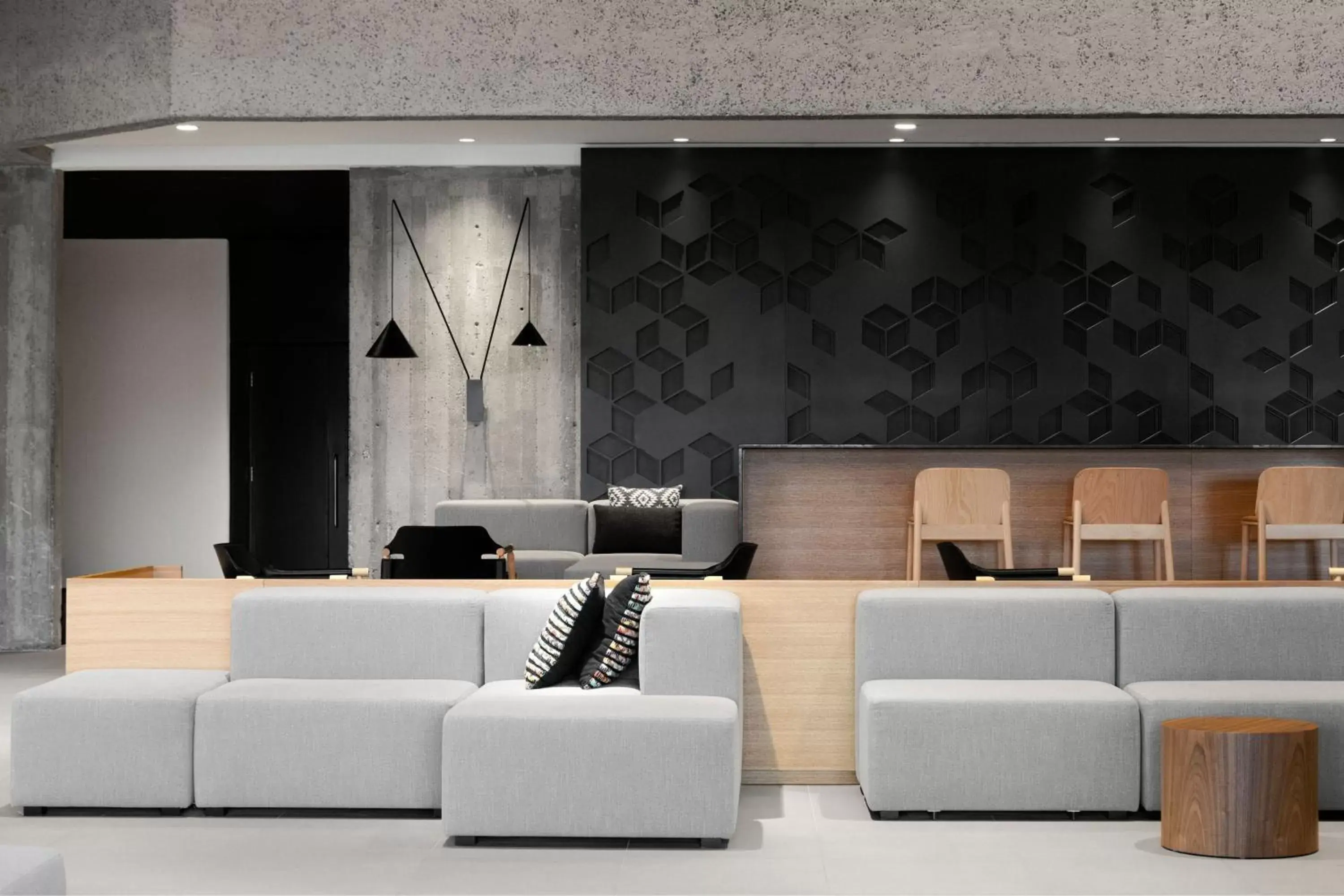 Lobby or reception, Seating Area in Delta Hotels by Marriott Mont Sainte-Anne, Resort & Convention Center