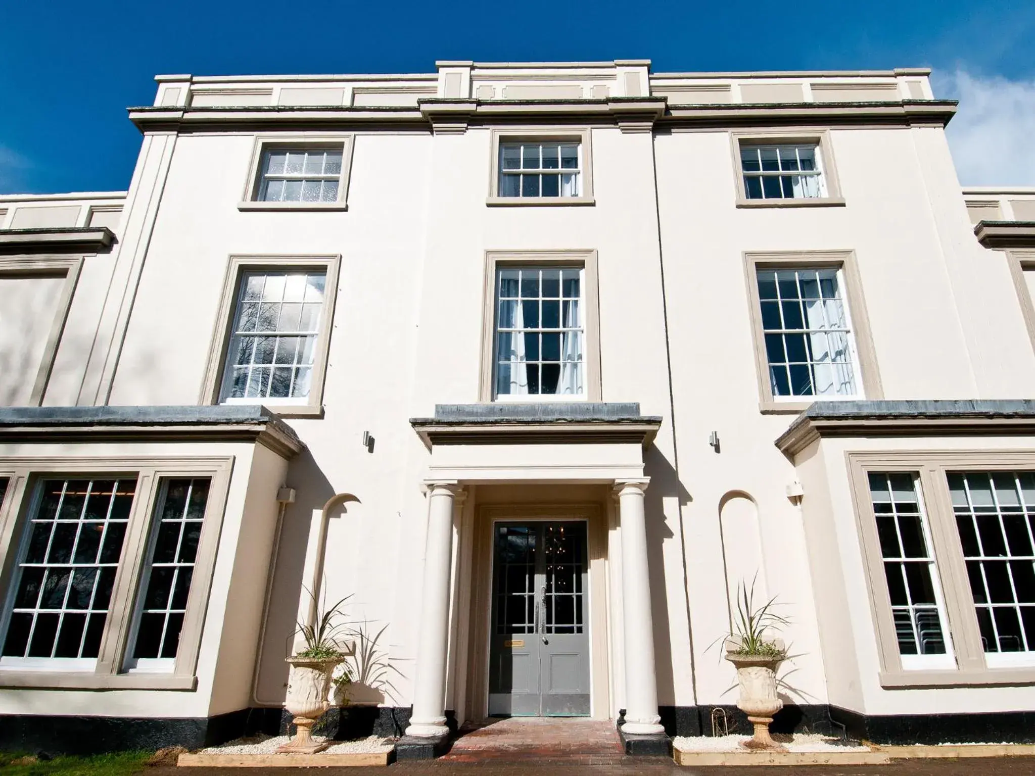 Facade/entrance, Property Building in YHA Stratford-Upon-Avon