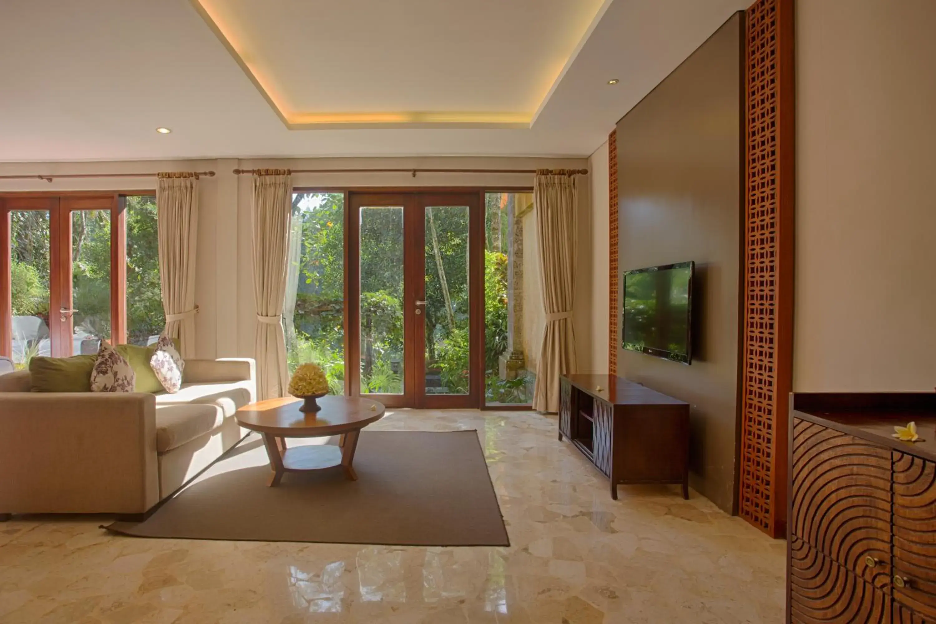 Photo of the whole room, Seating Area in Anahata Villas and Spa Resort