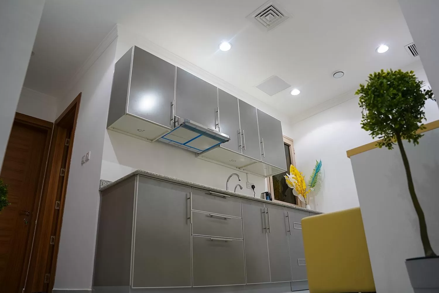 Kitchen or kitchenette in BHomed Salmiya