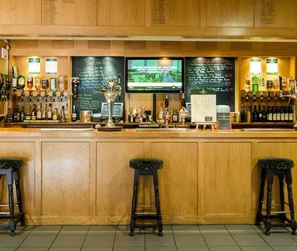 Alcoholic drinks, Lounge/Bar in Wensum Valley Hotel Golf and Country Club
