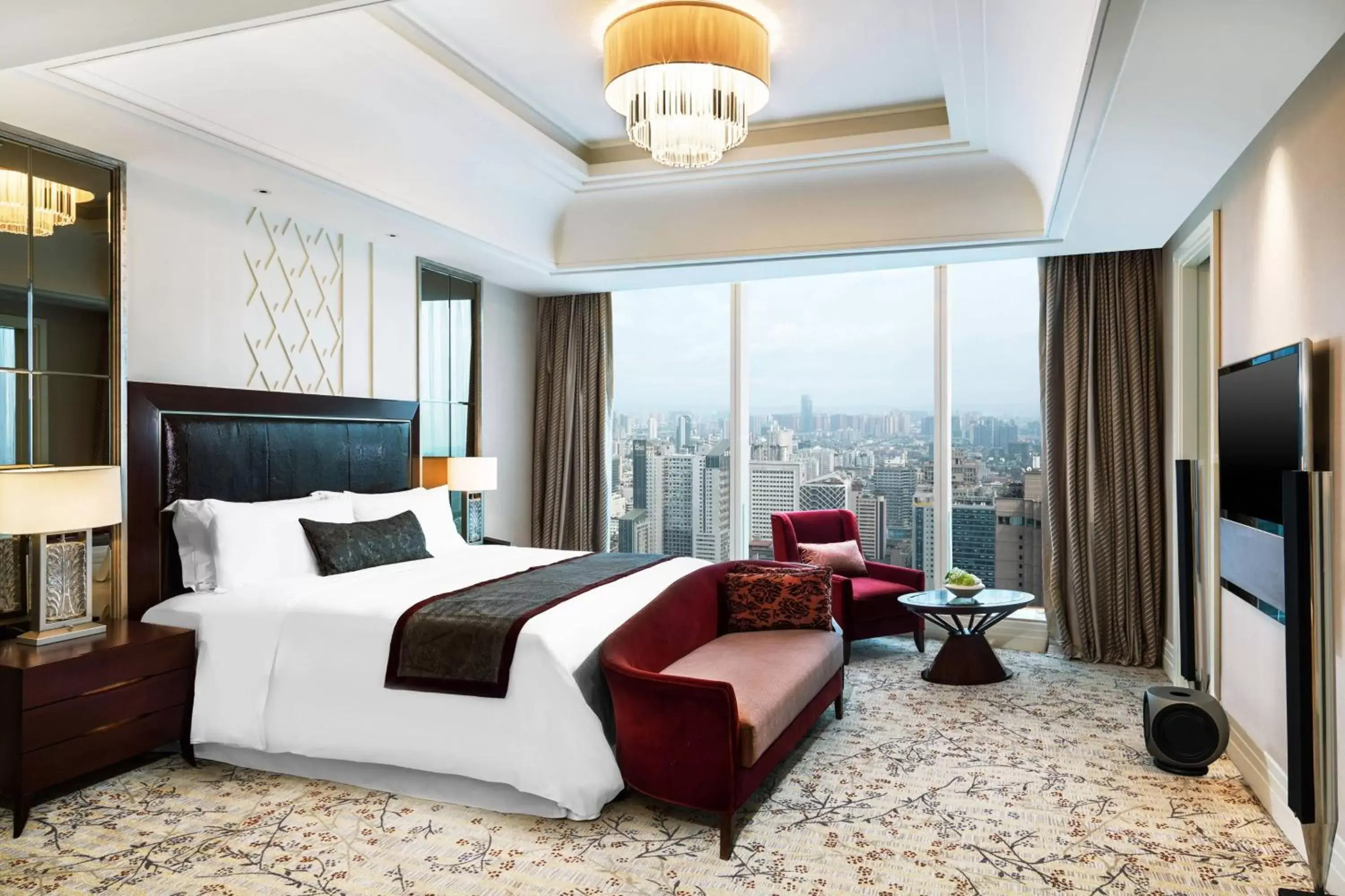 Photo of the whole room in The St. Regis Chengdu