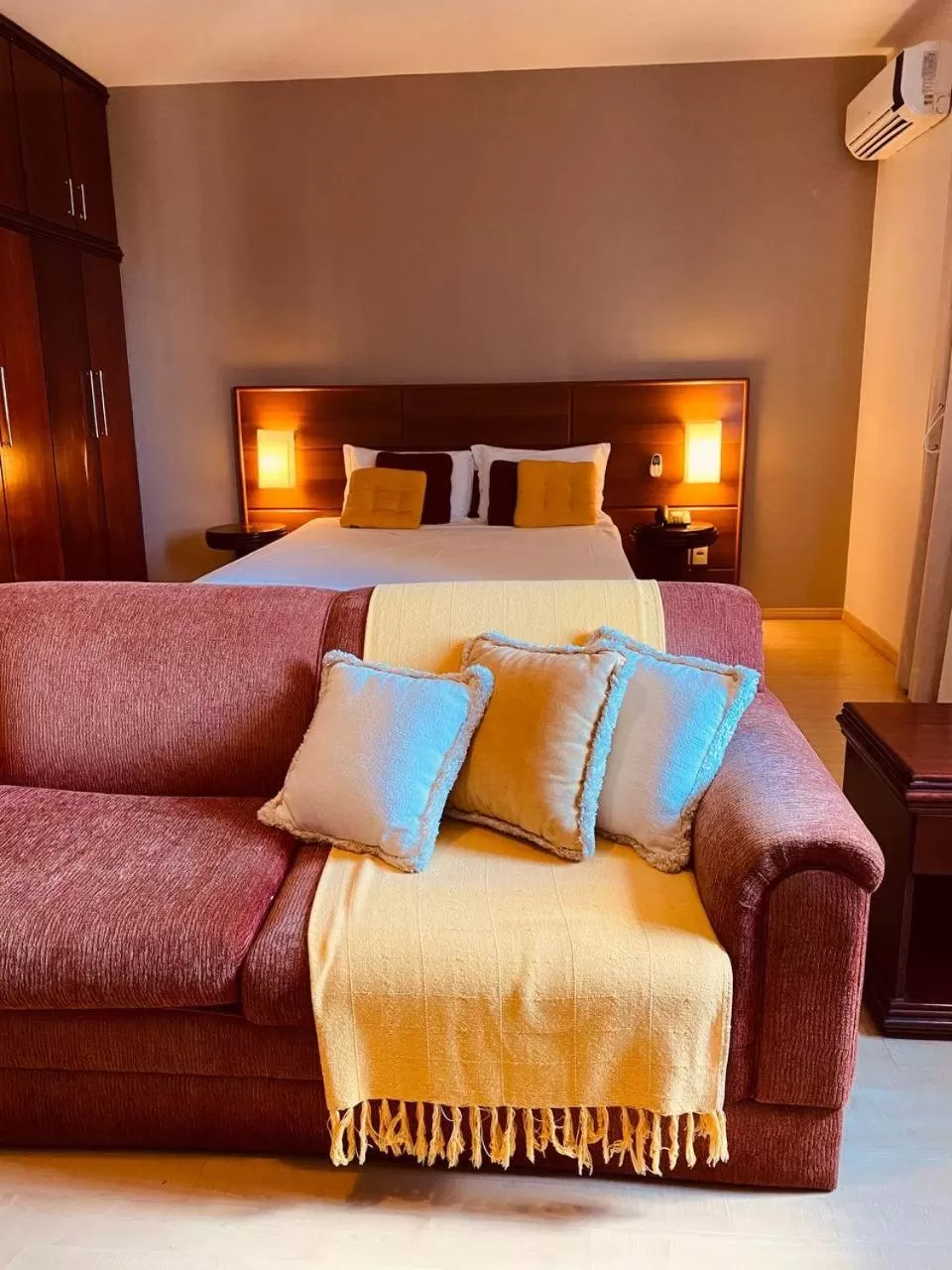 Photo of the whole room, Bed in Apart-hotel, piscina, TV a cabo, academia