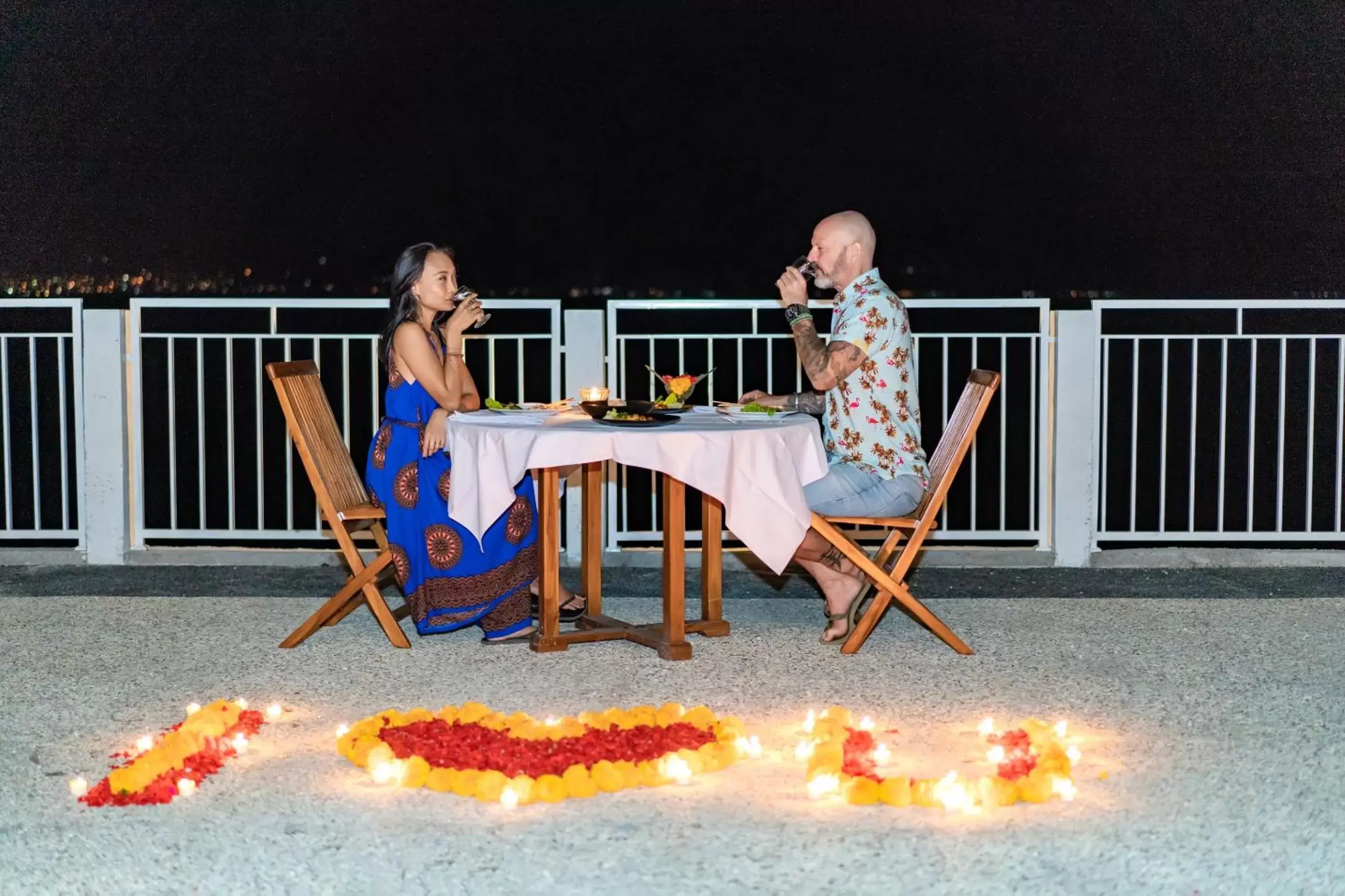 People in Samuh Sunset Hotel