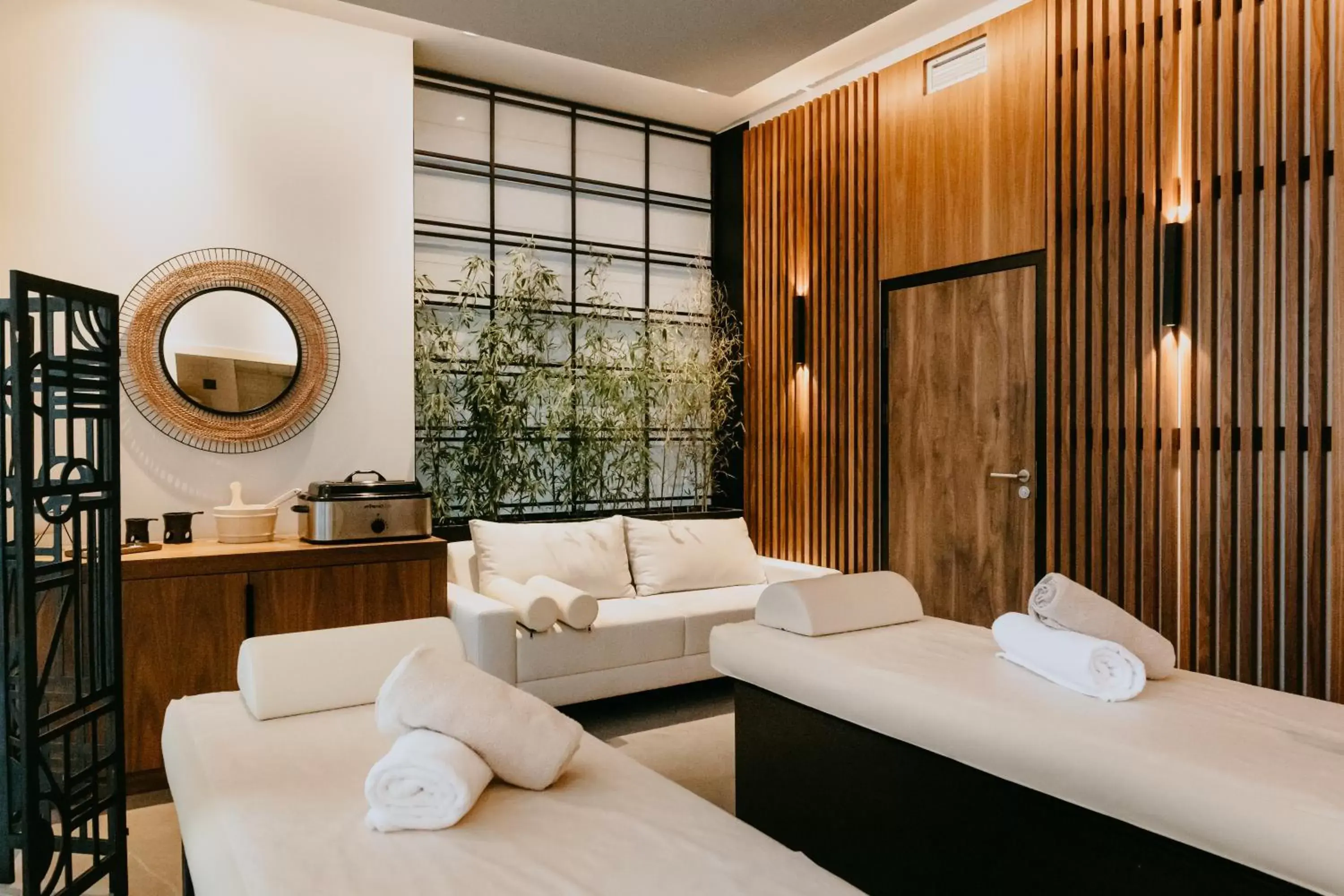 Spa and wellness centre/facilities, Bed in VISLOW Resort Spa and wellness centre/facilities, Bed in VISLOW Resort