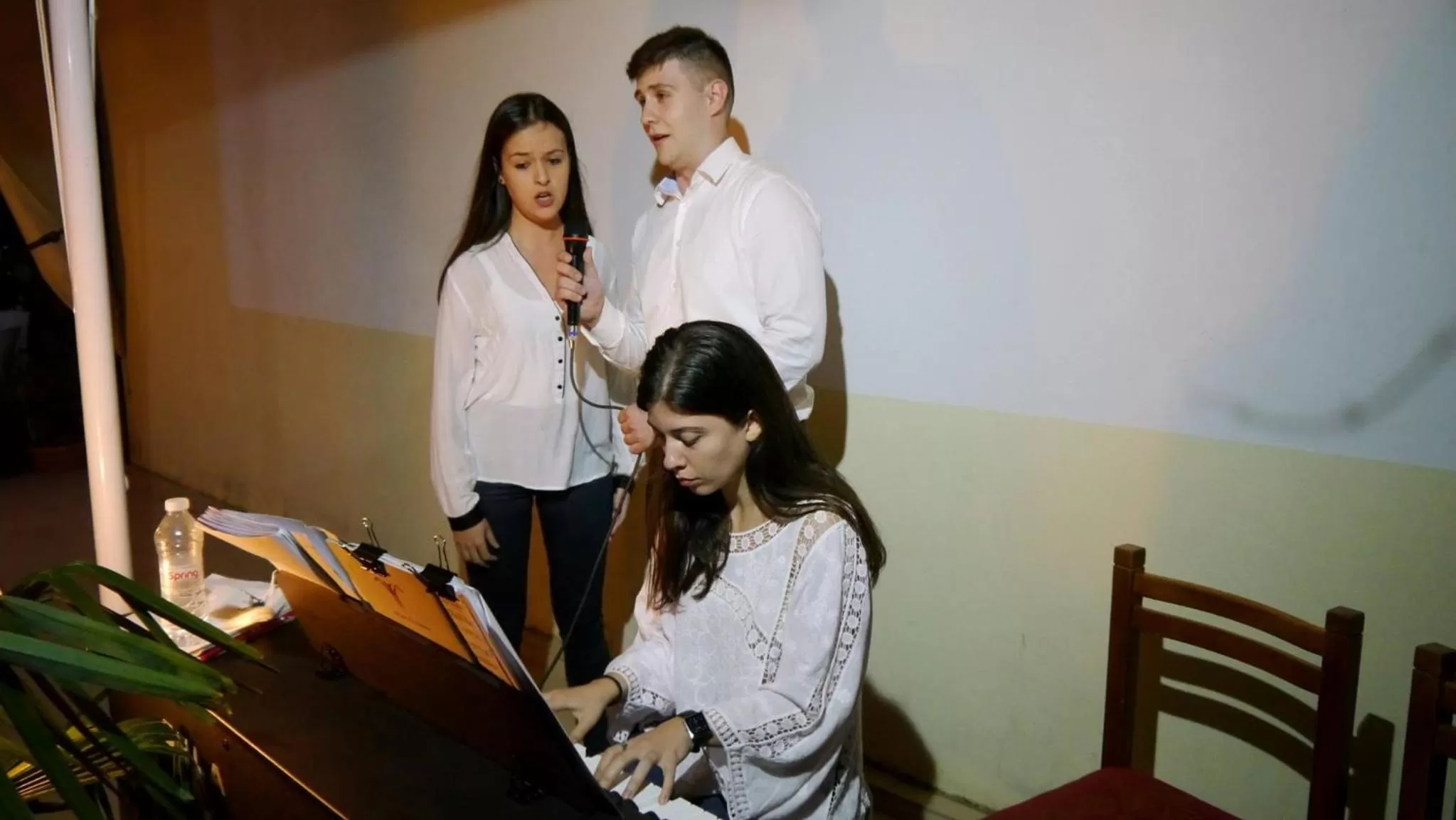 Evening entertainment in Kruja Hotel