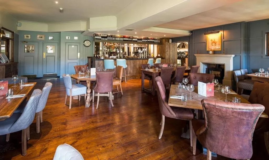 Restaurant/places to eat in The Inn South Stainley