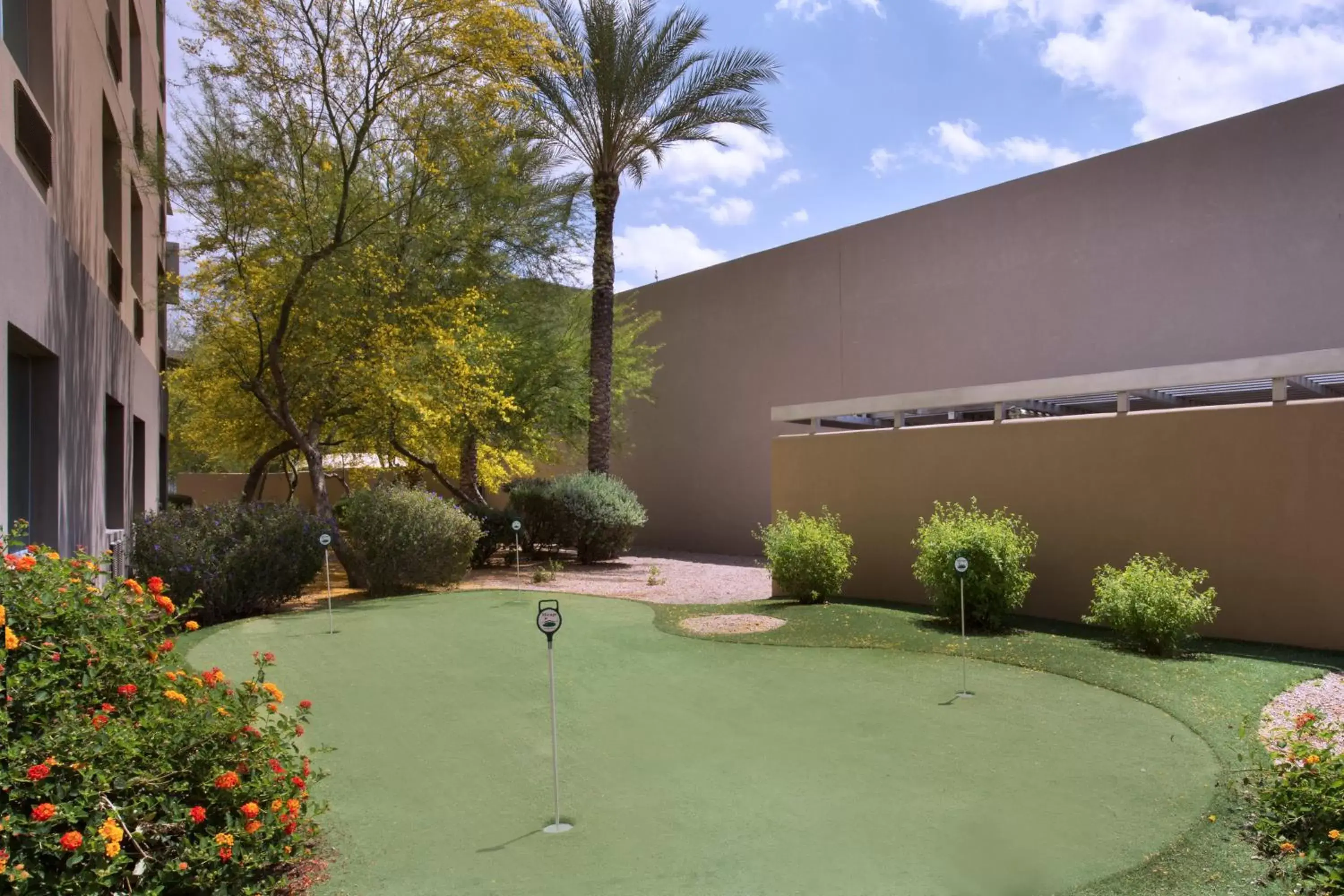 Fitness centre/facilities, Property Building in Holiday Inn Scottsdale North- Airpark, an IHG Hotel