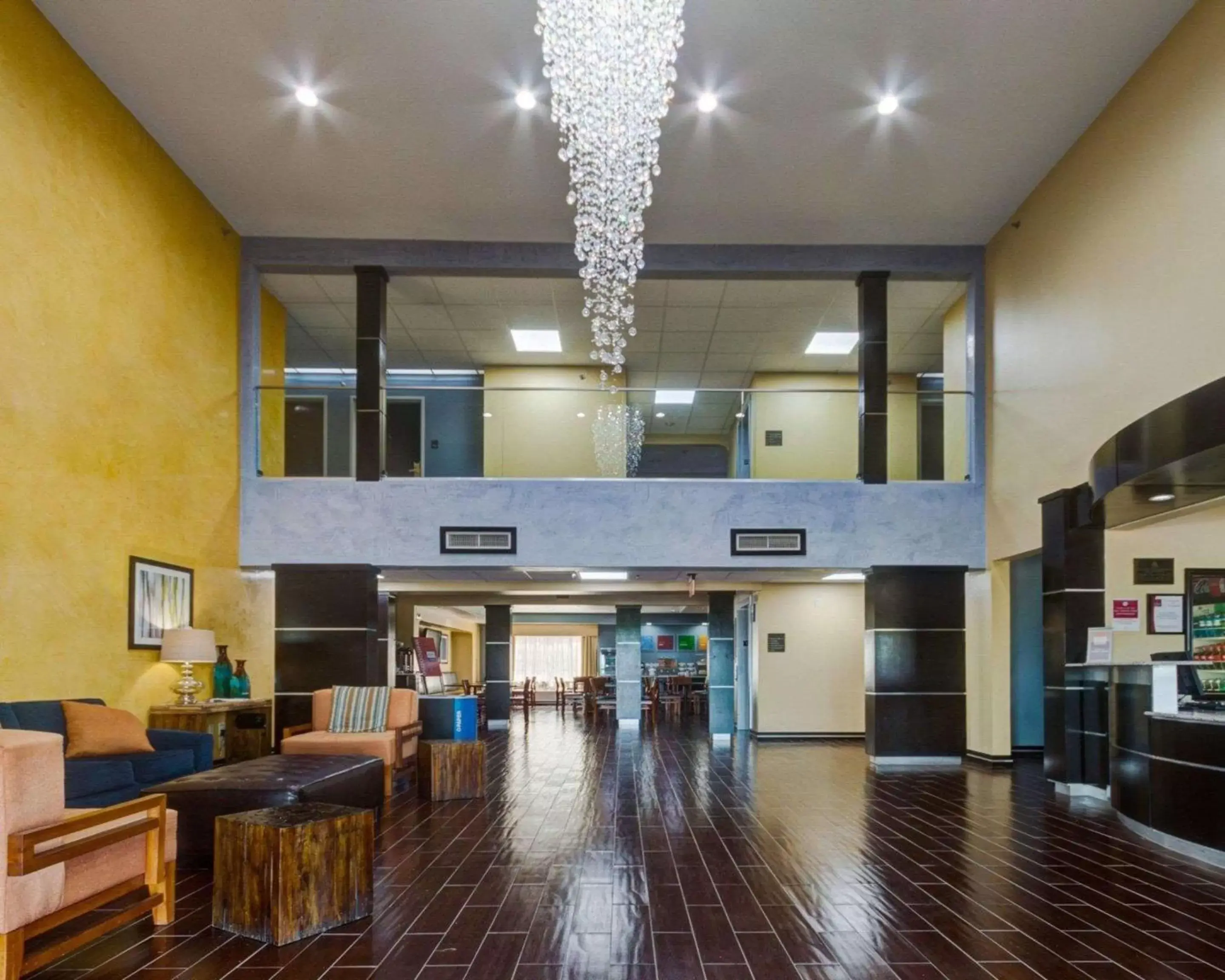 Lobby or reception in Comfort Suites Lake Ray Hubbard