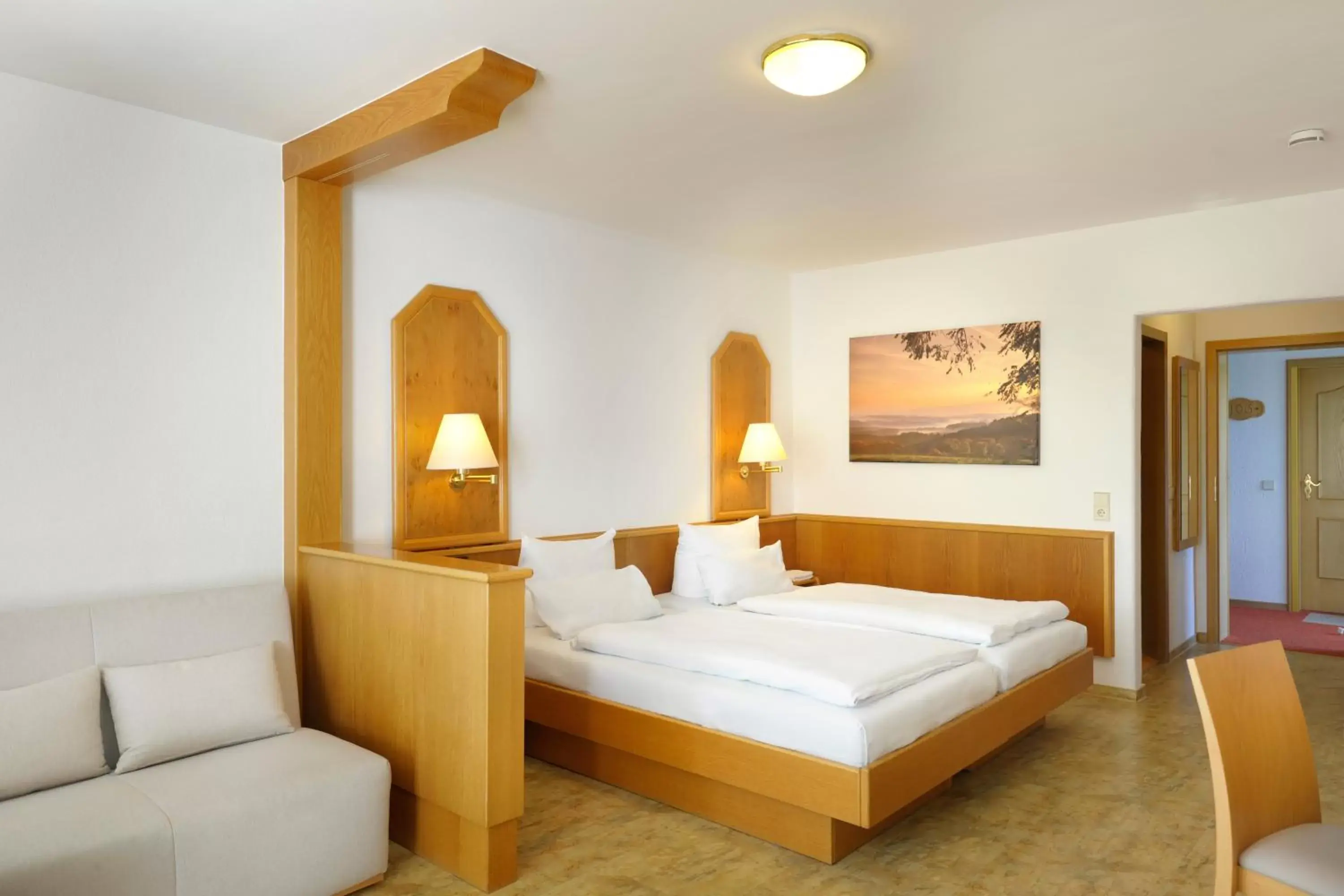 Bedroom, Bed in Hotel Bergschlößchen