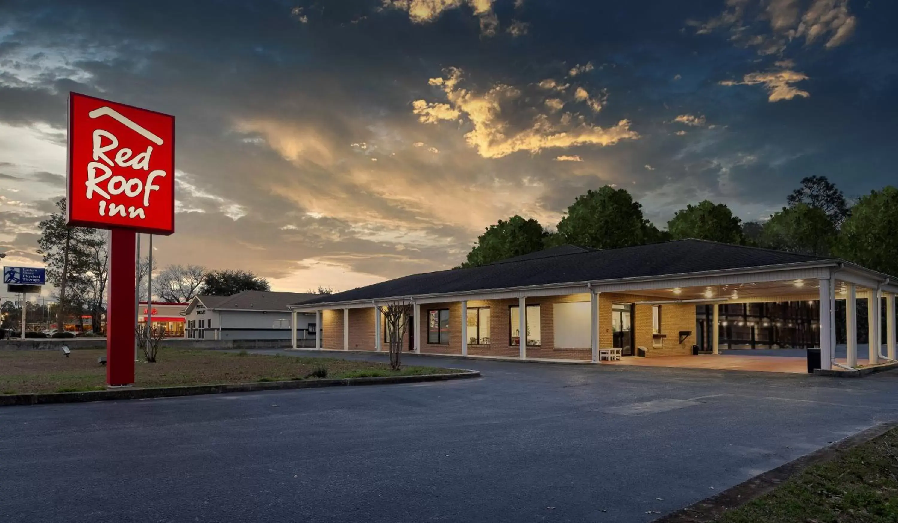 Property Building in Red Roof Inn Bay Minette