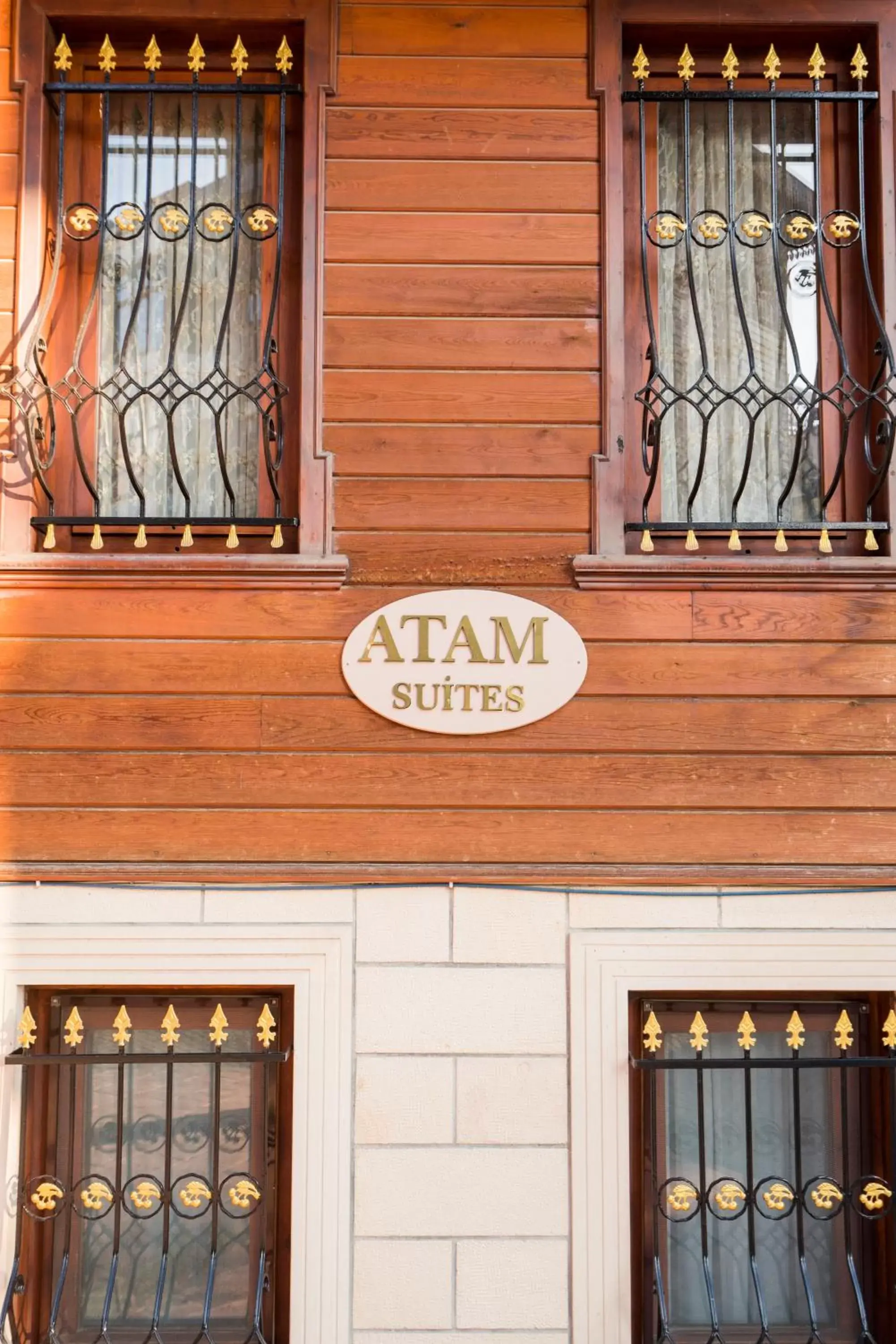Facade/entrance in Atam Suites