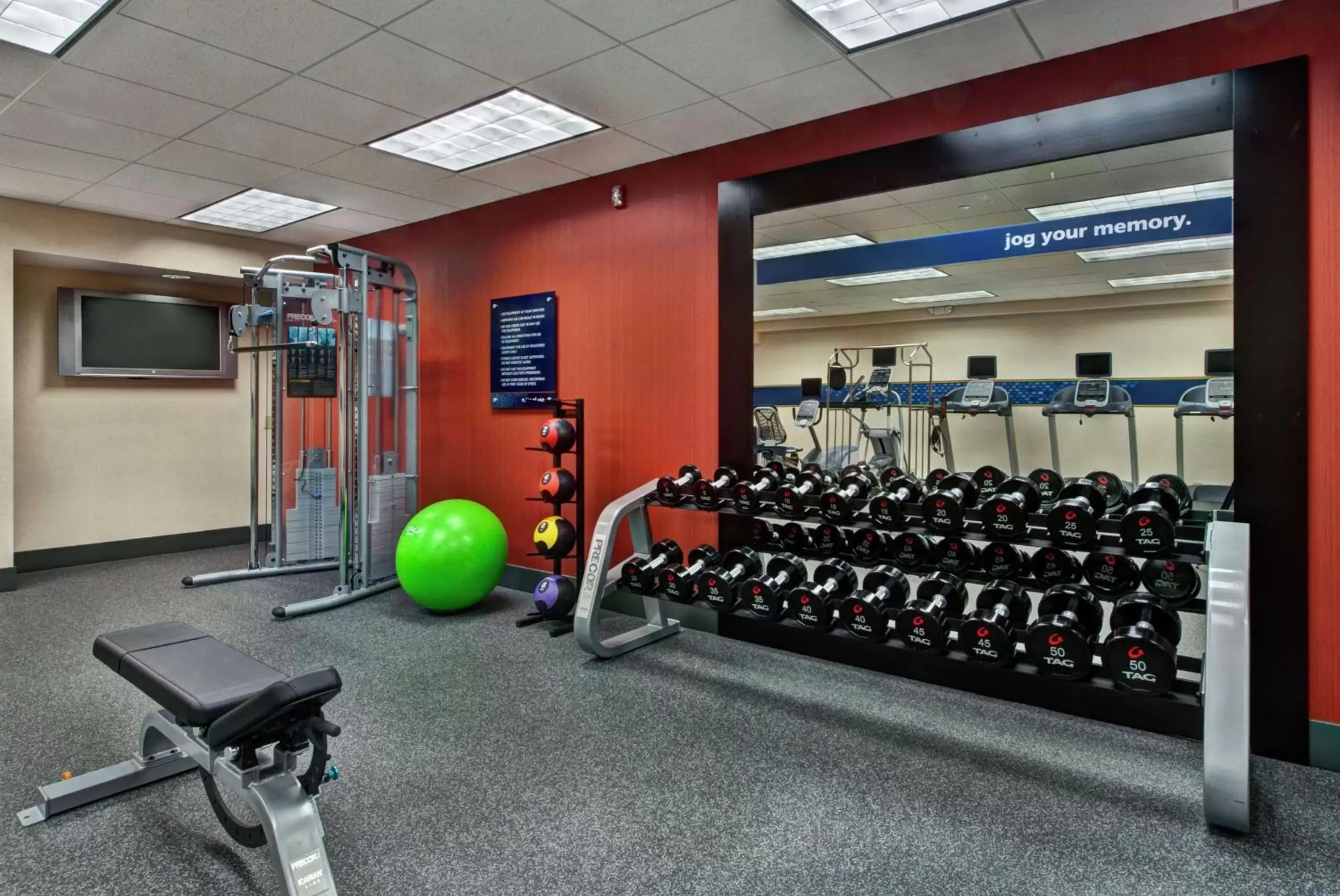 Fitness centre/facilities, Fitness Center/Facilities in Hampton Inn West Des Moines Lake Drive