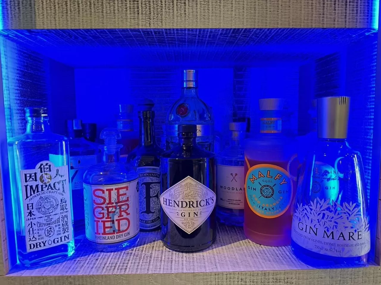 Restaurant/places to eat in Hotel Ambiente