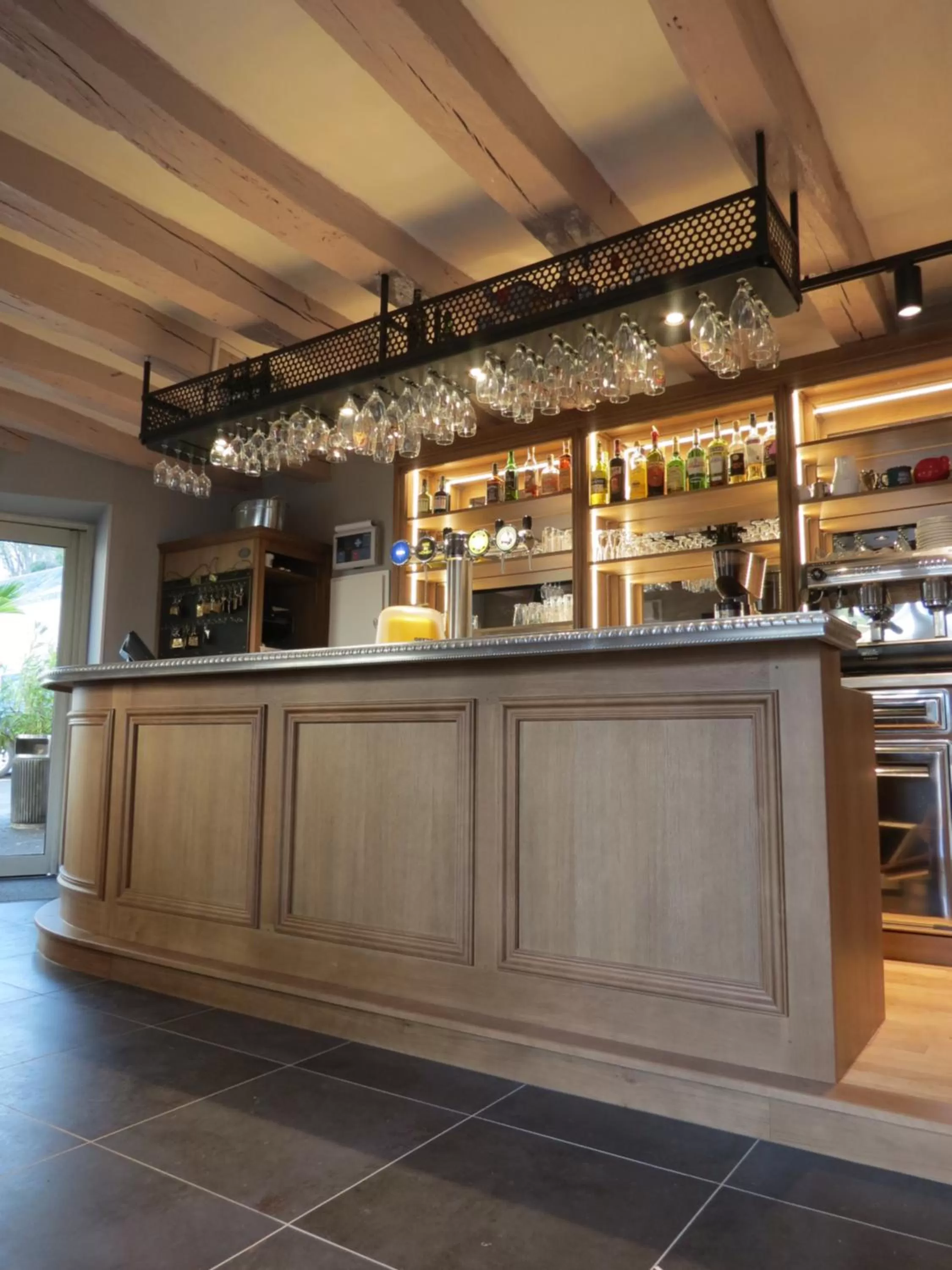 Restaurant/places to eat in Hotel le Faisan