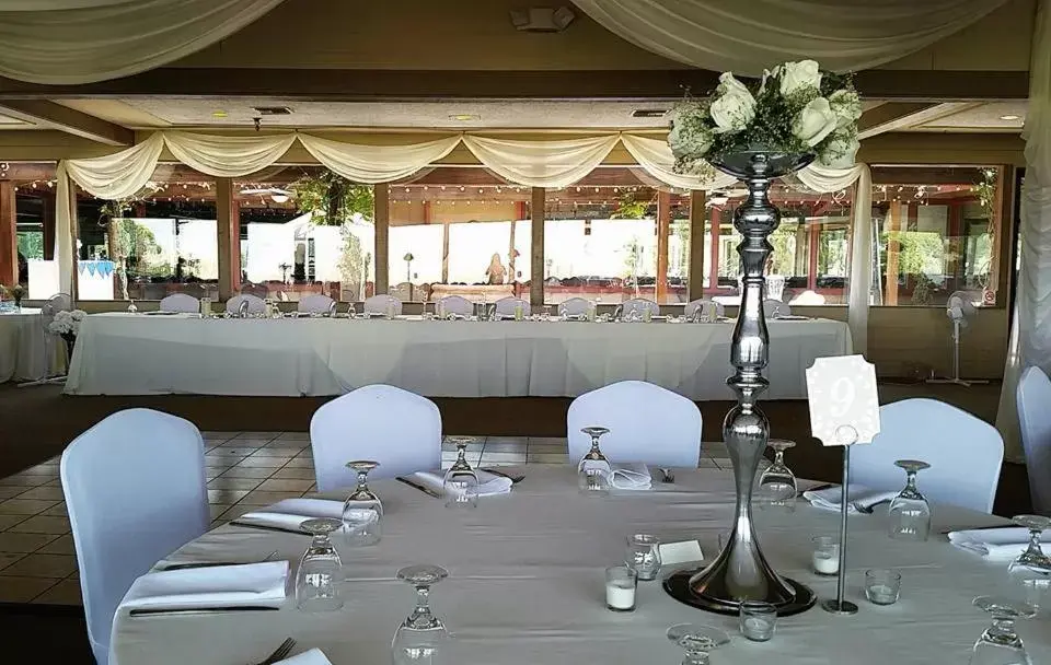 Banquet/Function facilities, Restaurant/Places to Eat in Ridgemark Golf Club and Resort