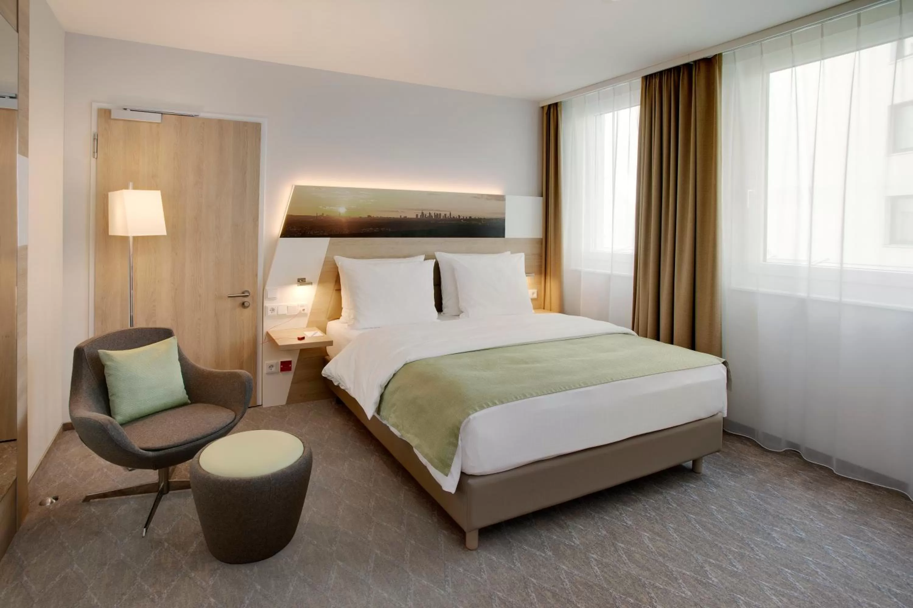 Photo of the whole room, Bed in Holiday Inn Frankfurt Airport by IHG