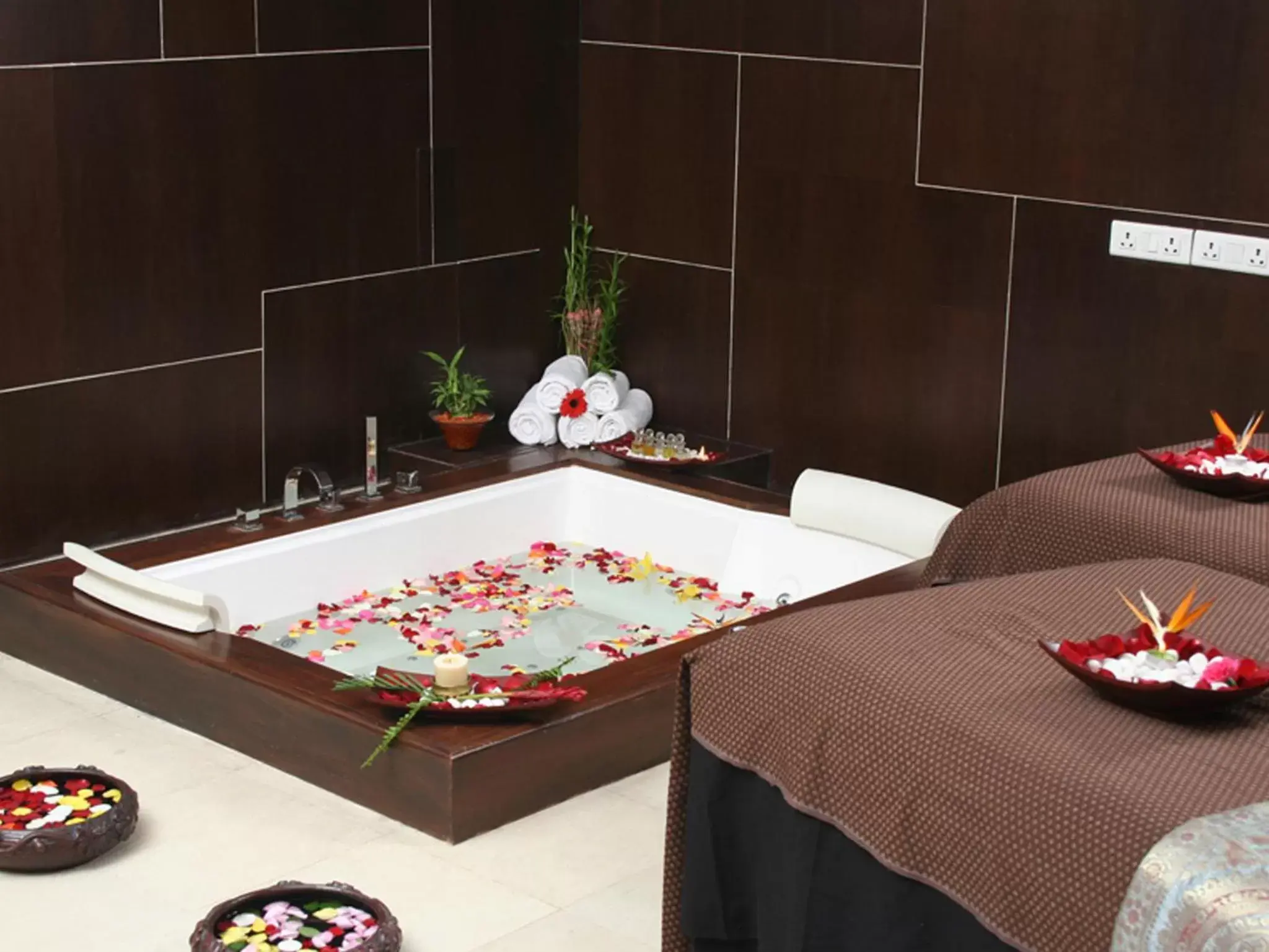 Massage, Bathroom in Novotel Hyderabad Convention Centre