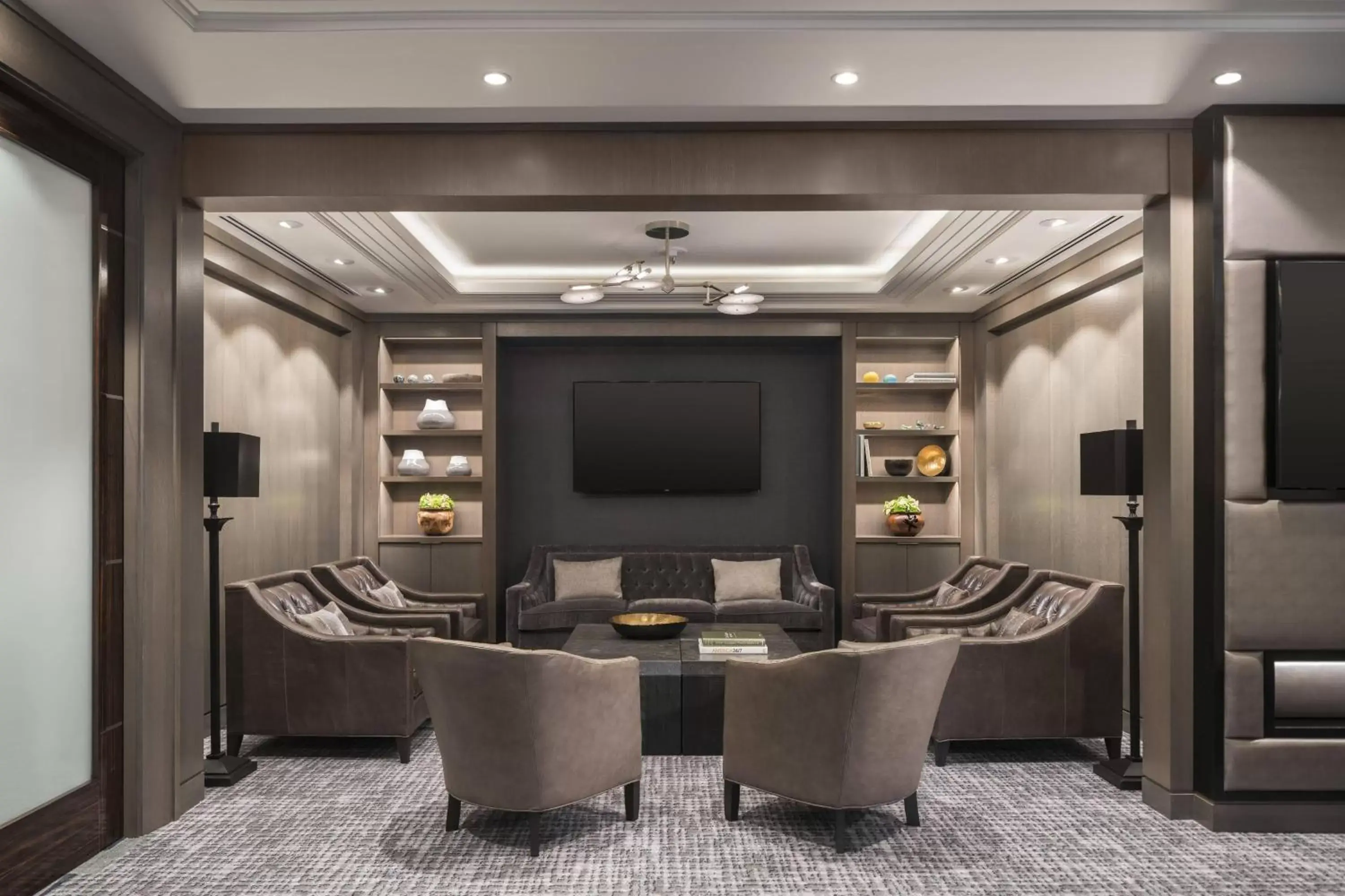 Lounge or bar in The Ritz-Carlton, Cleveland