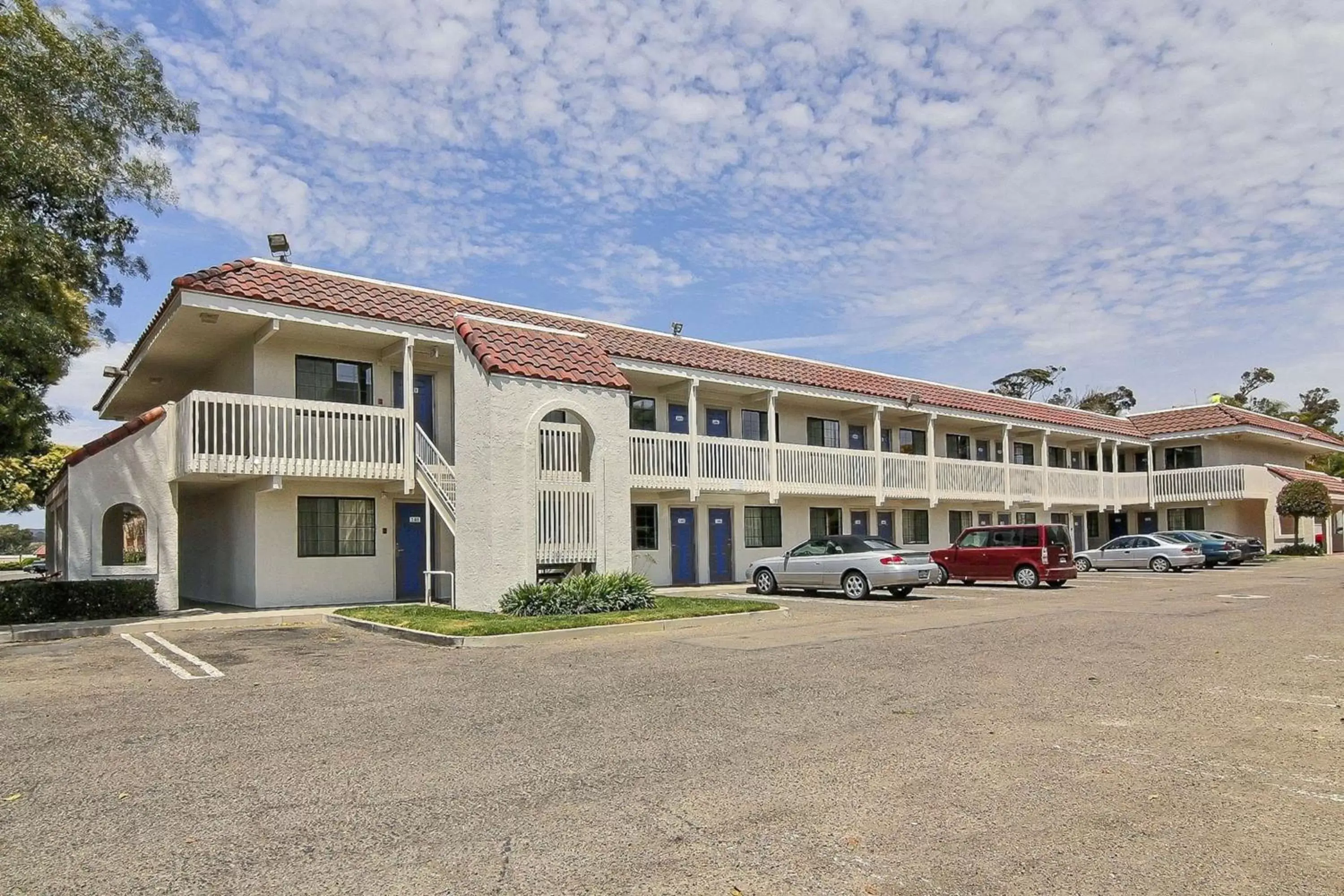 Property Building in Motel 6-Lompoc, CA