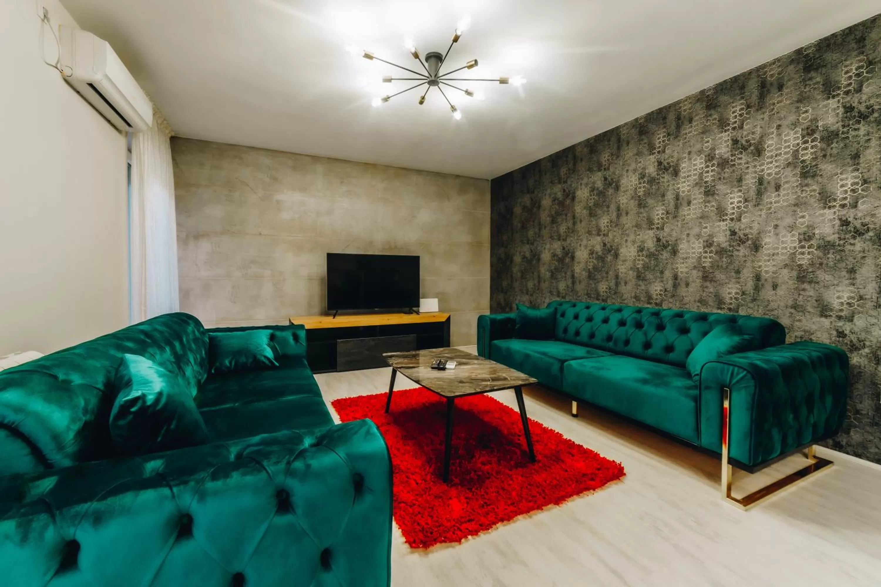 Garni Hotel Radović