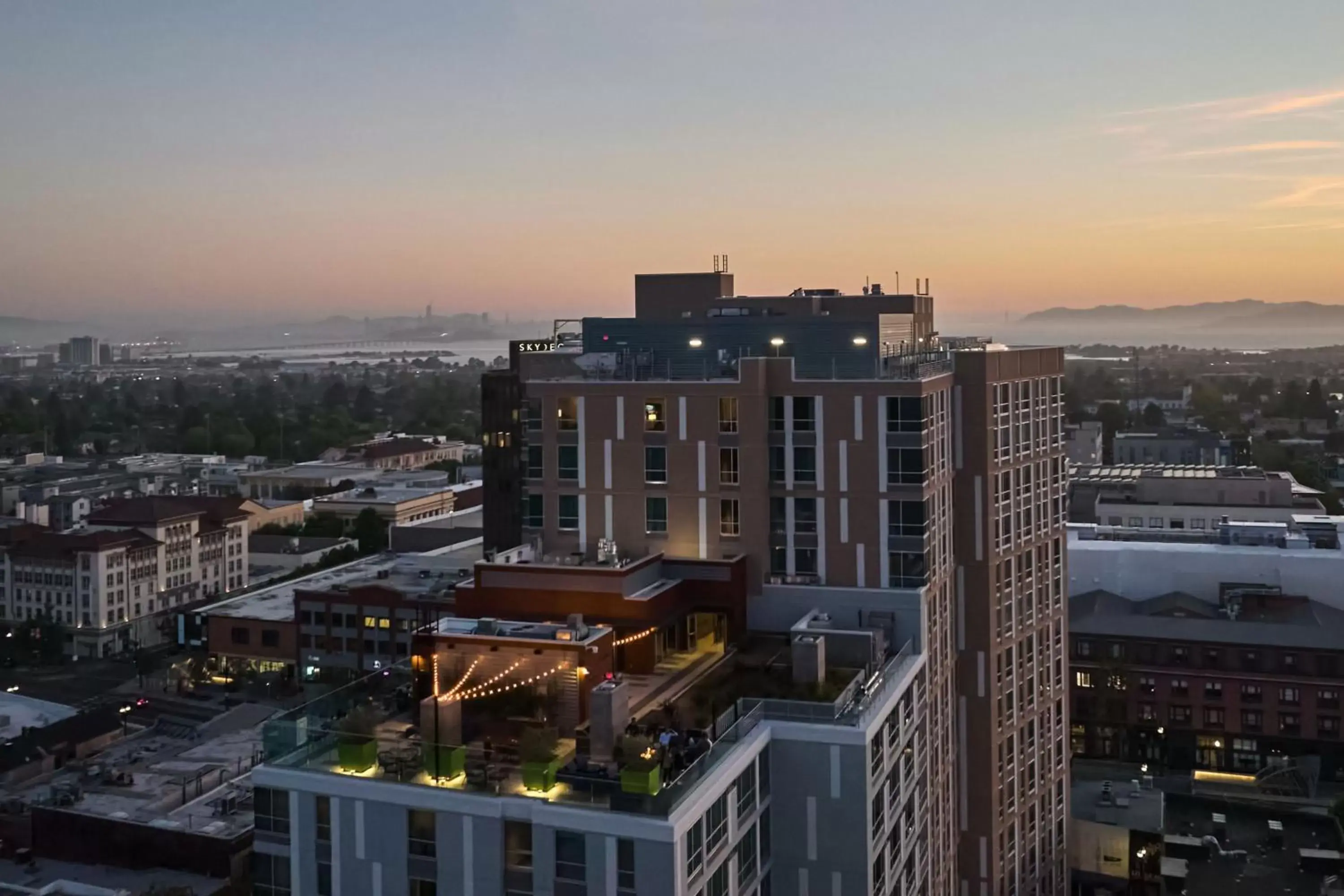 Property building in Residence Inn By Marriott Berkeley