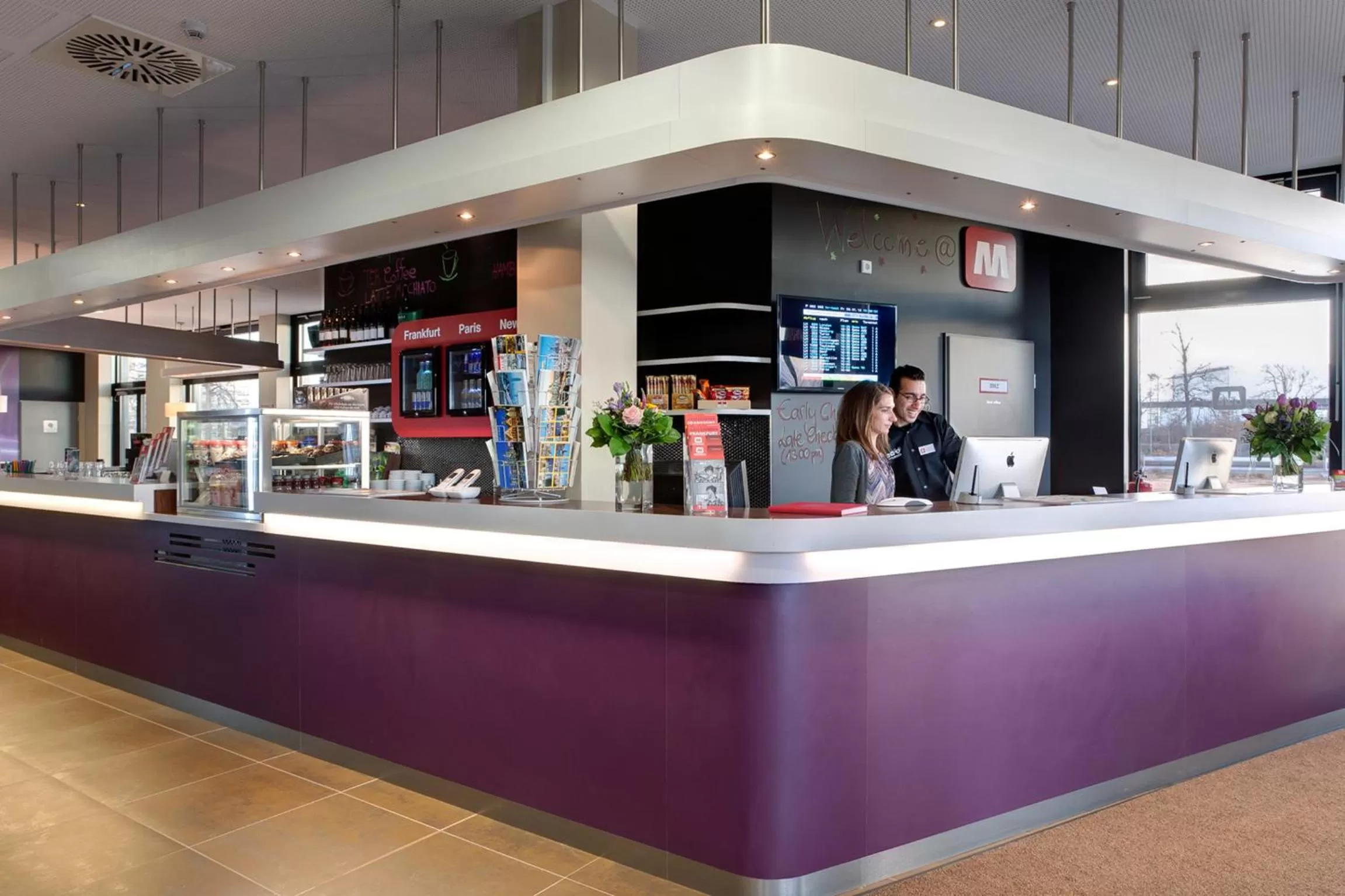 Lobby or reception in MEININGER Hotel Frankfurt Main / Airport