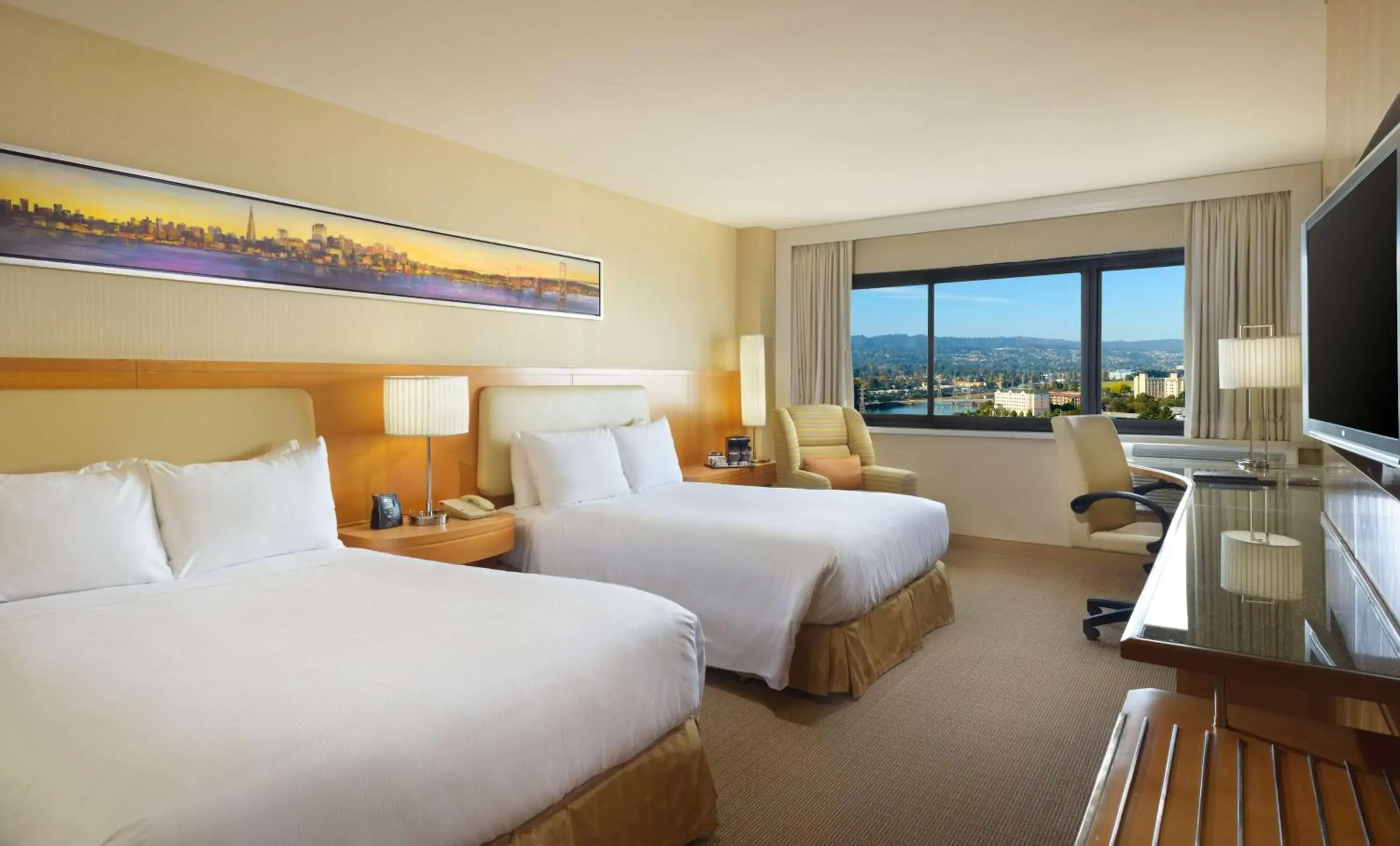 Bedroom in Hilton San Francisco Airport Bayfront - No Resort Fee