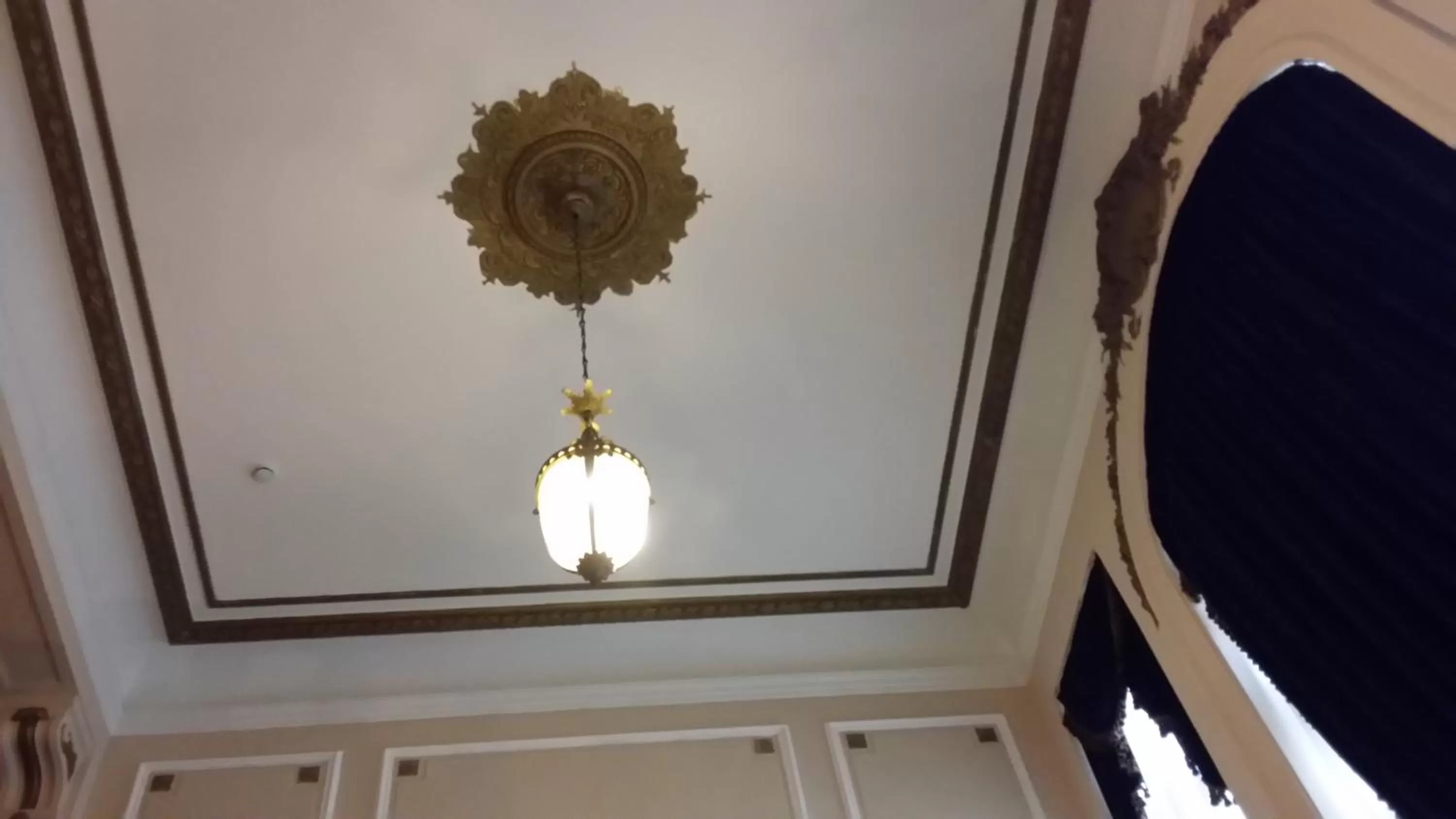 Decorative detail in Grand Boutique Hotel