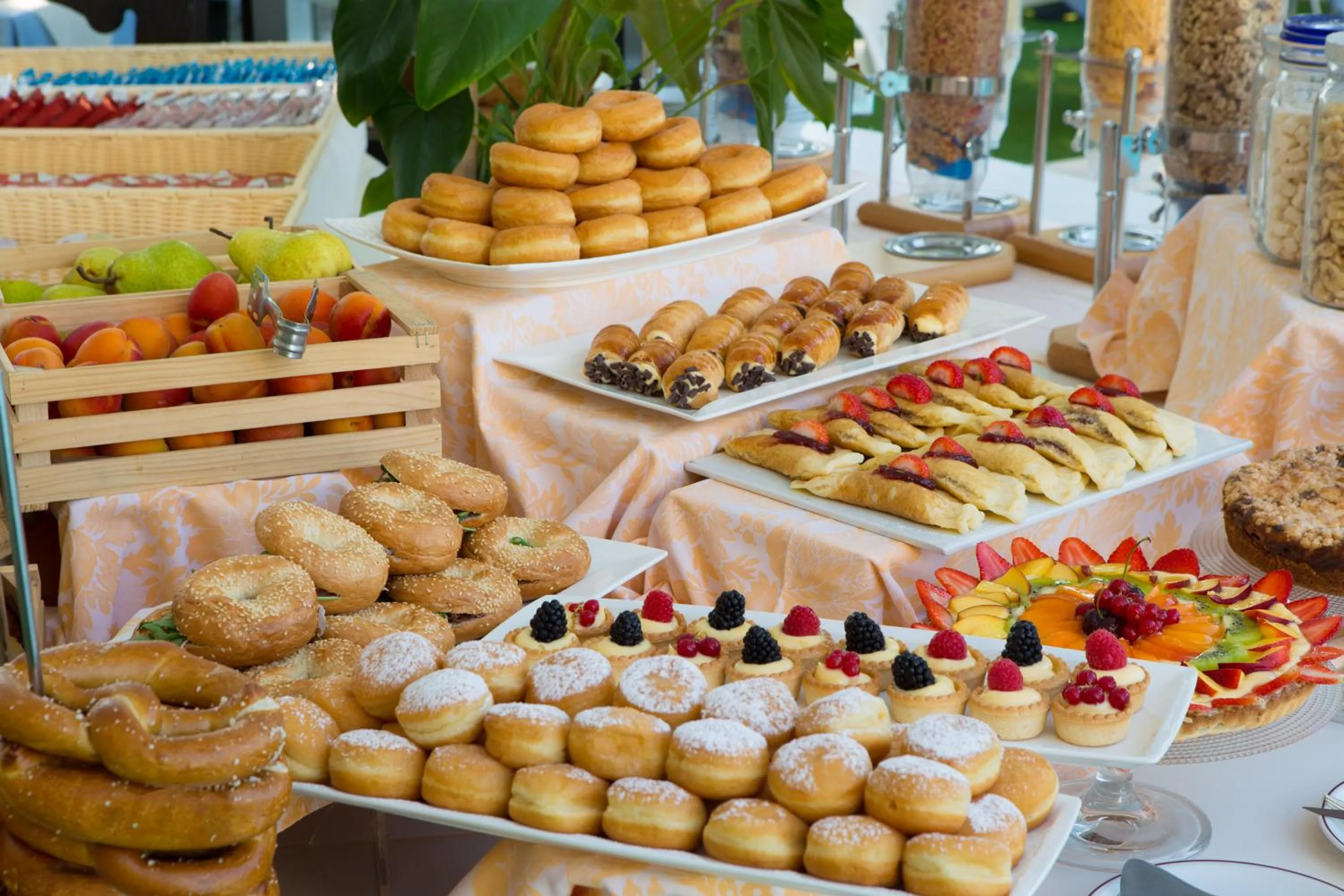 Restaurant/places to eat in Hotel Croce Di Malta