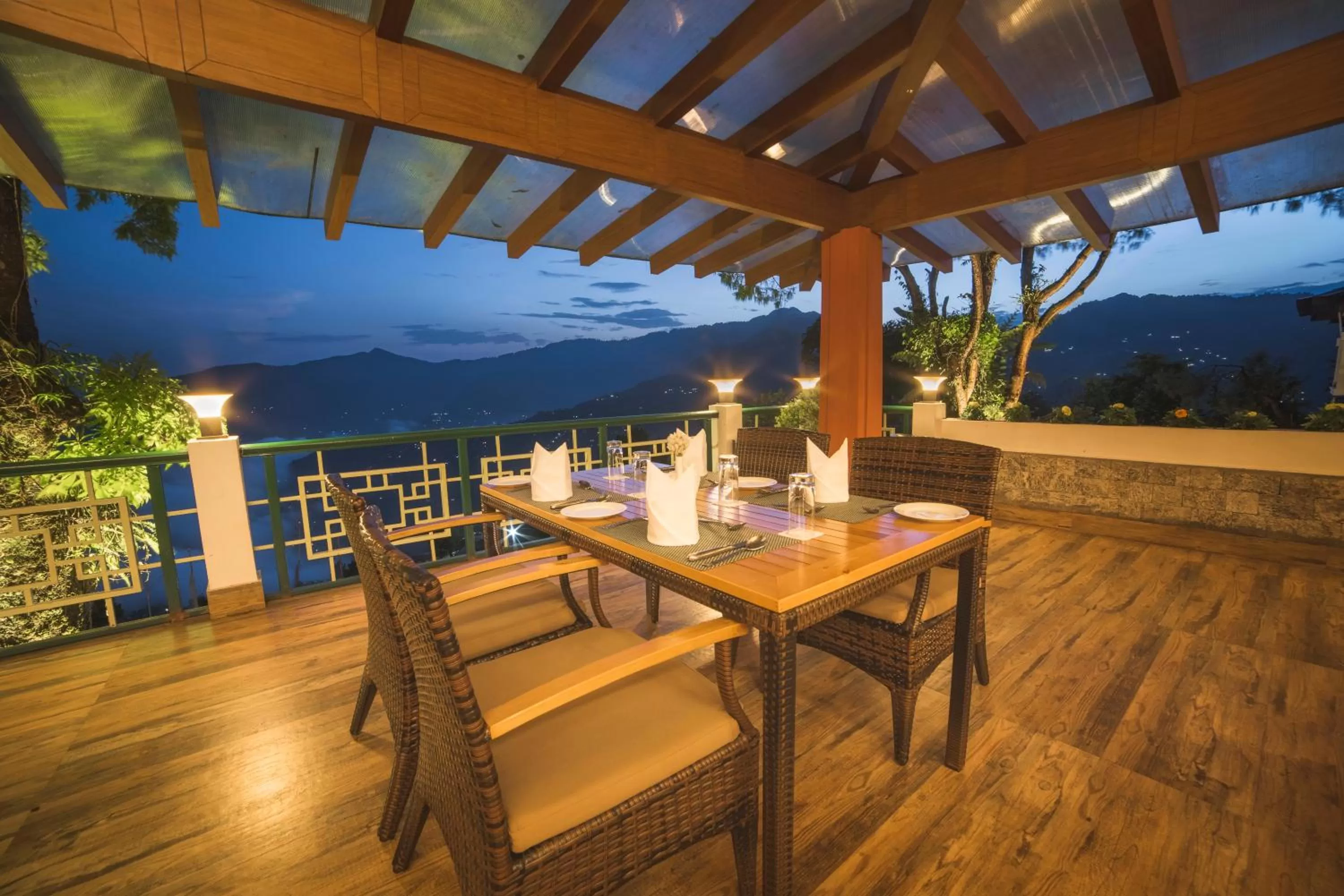 Restaurant/places to eat in Denzong Regency- Luxury Mountain Retreat Spa & Casino