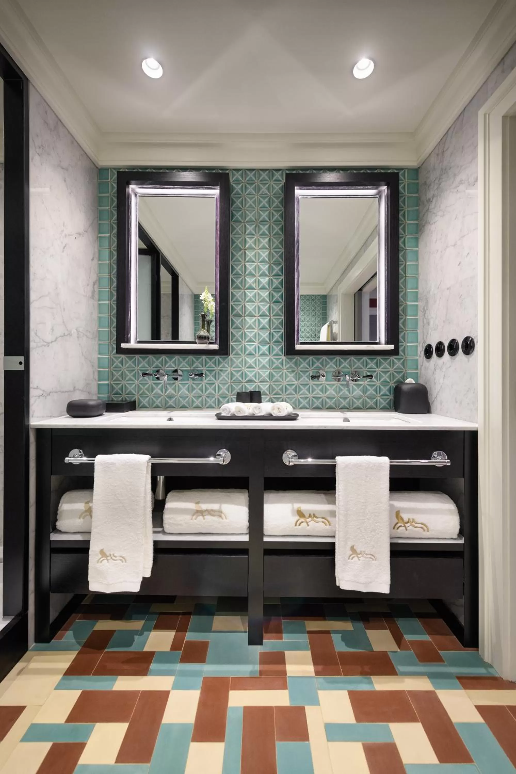 Bathroom in Bairro Alto Hotel