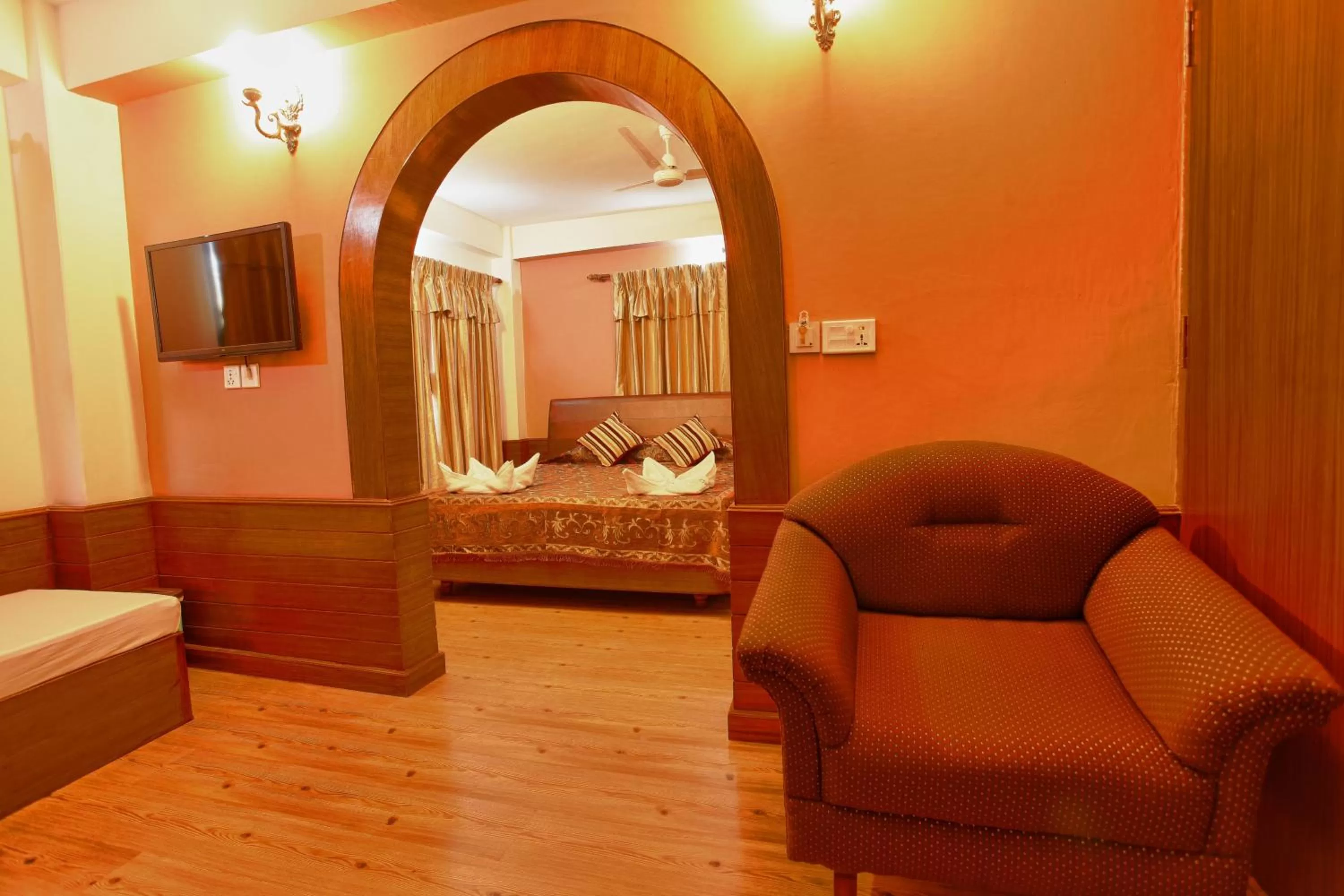 Photo of the whole room, Bed in Hotel Crystal Palace