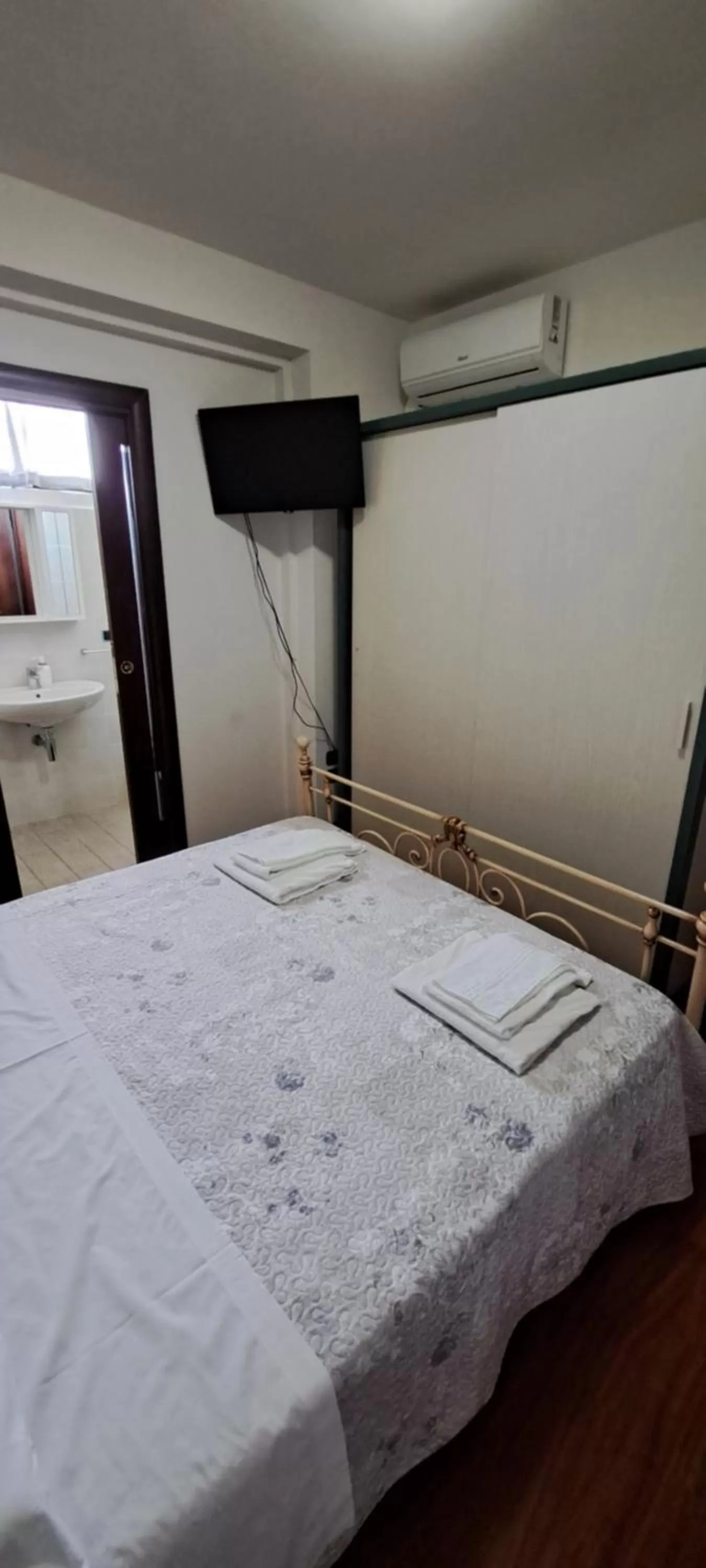 Bed in B & B le tre rose