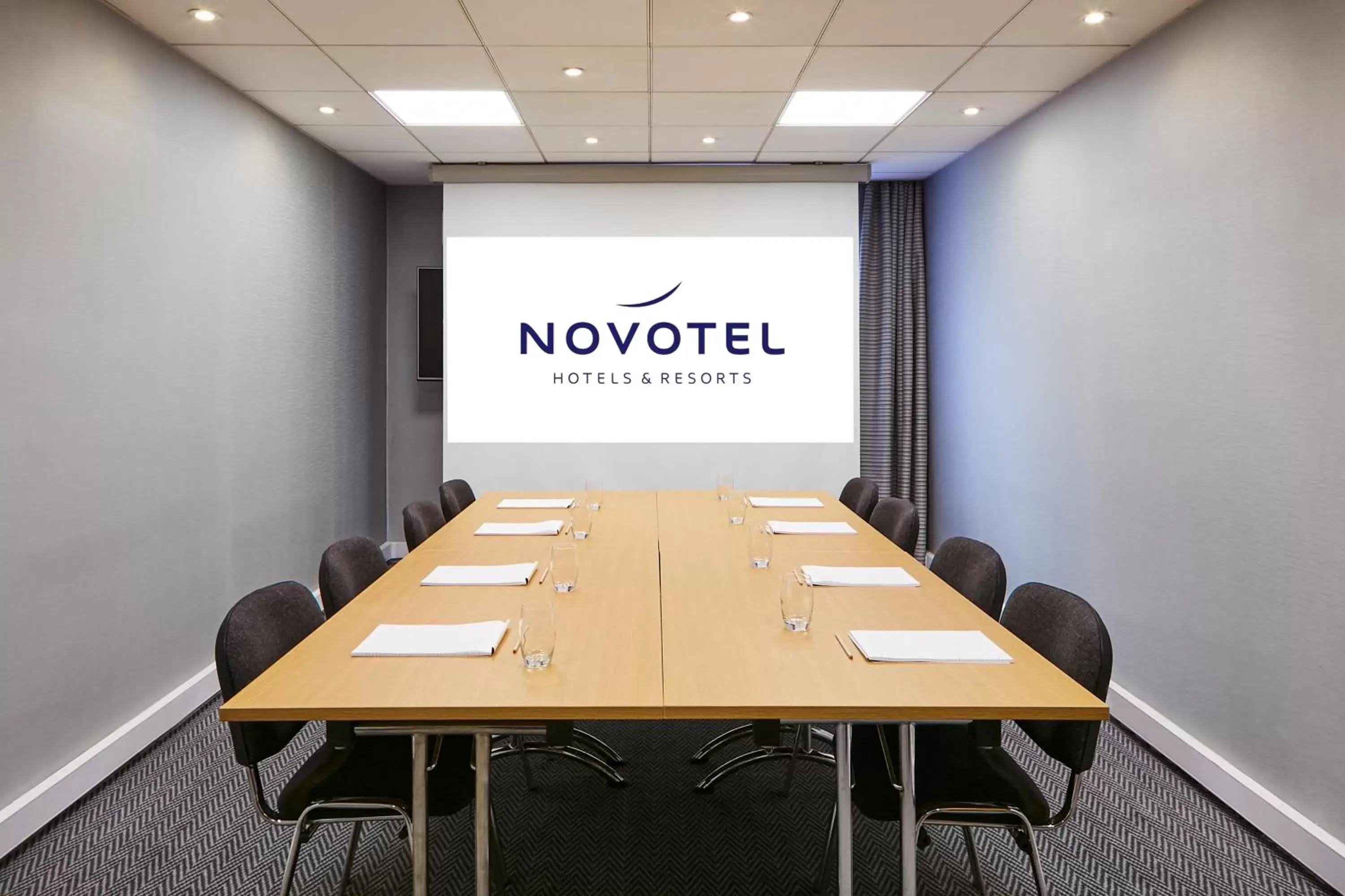 Meeting/conference room in Novotel Manchester West