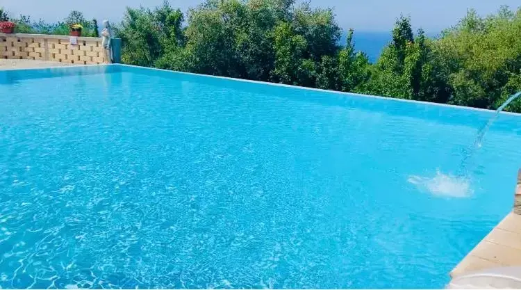 Swimming Pool in Green Park Hotel & Residence