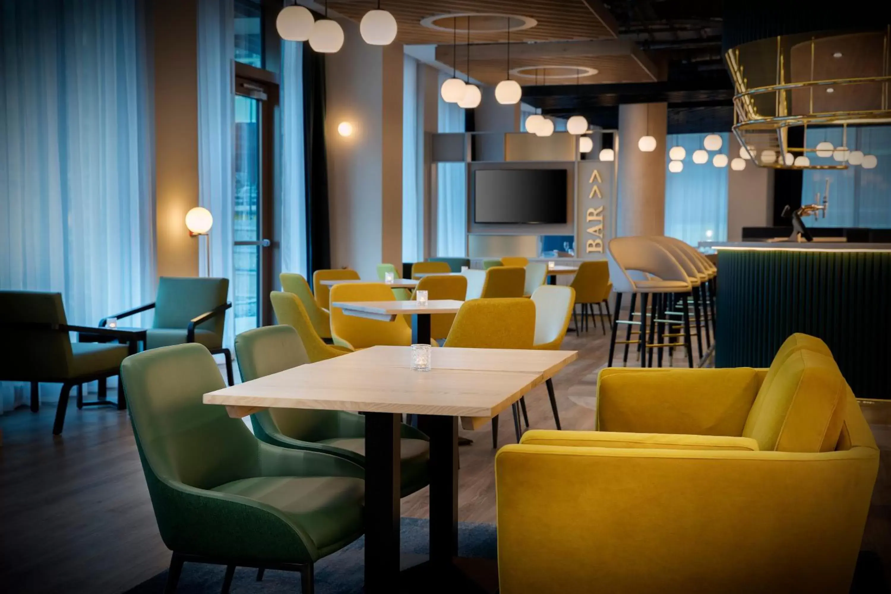 Lounge or bar in Leonardo Hotel Bristol City Lounge or bar in Leonardo Hotel Bristol City