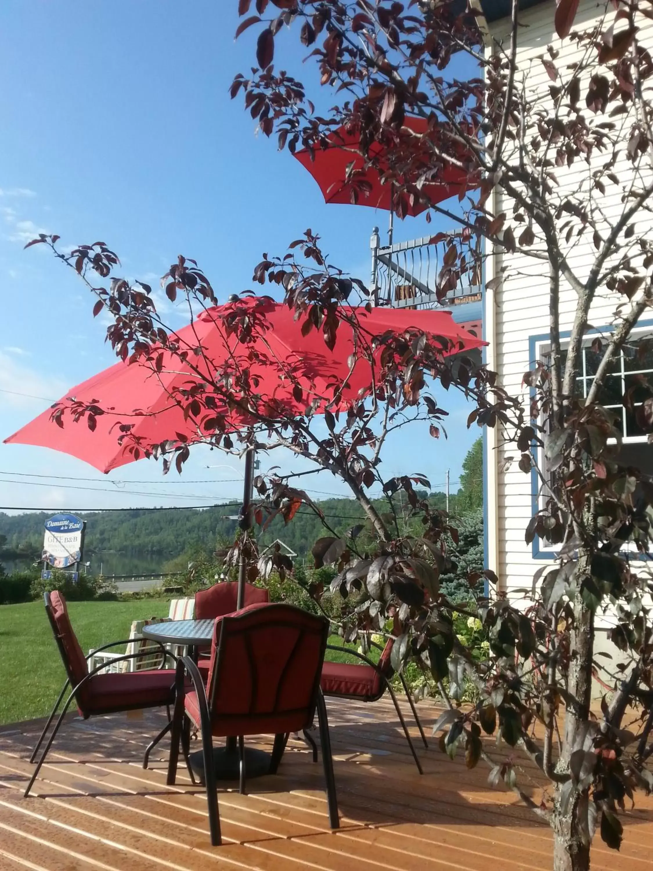 Patio in Domaine de la Baie, Les Suites