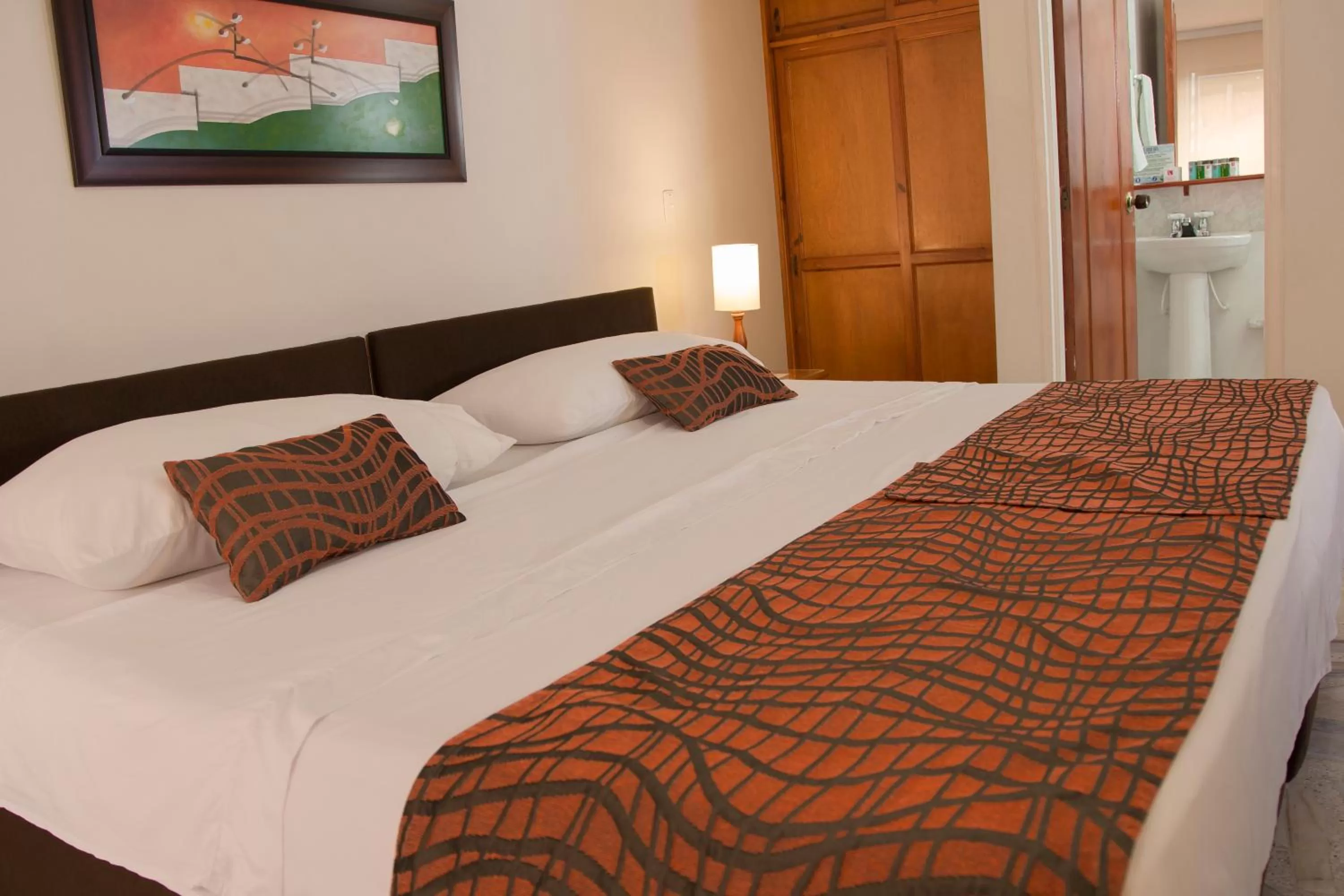 Bedroom, Bed in Hotel Flamingo Cali