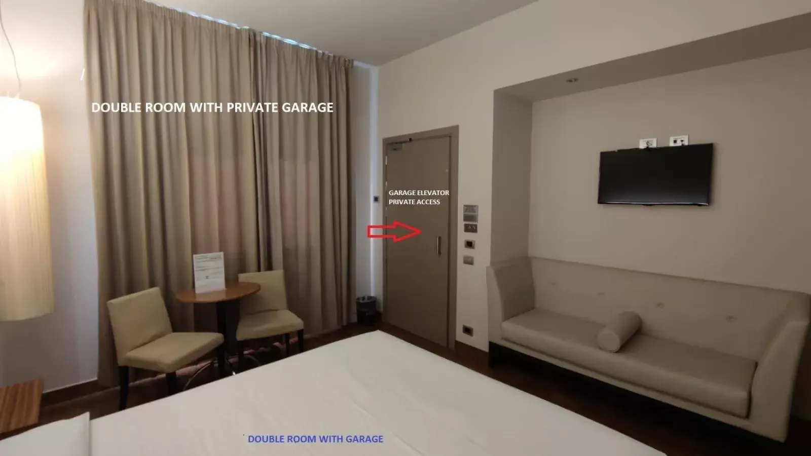 Photo of the whole room, Bed in Hotel Cruise